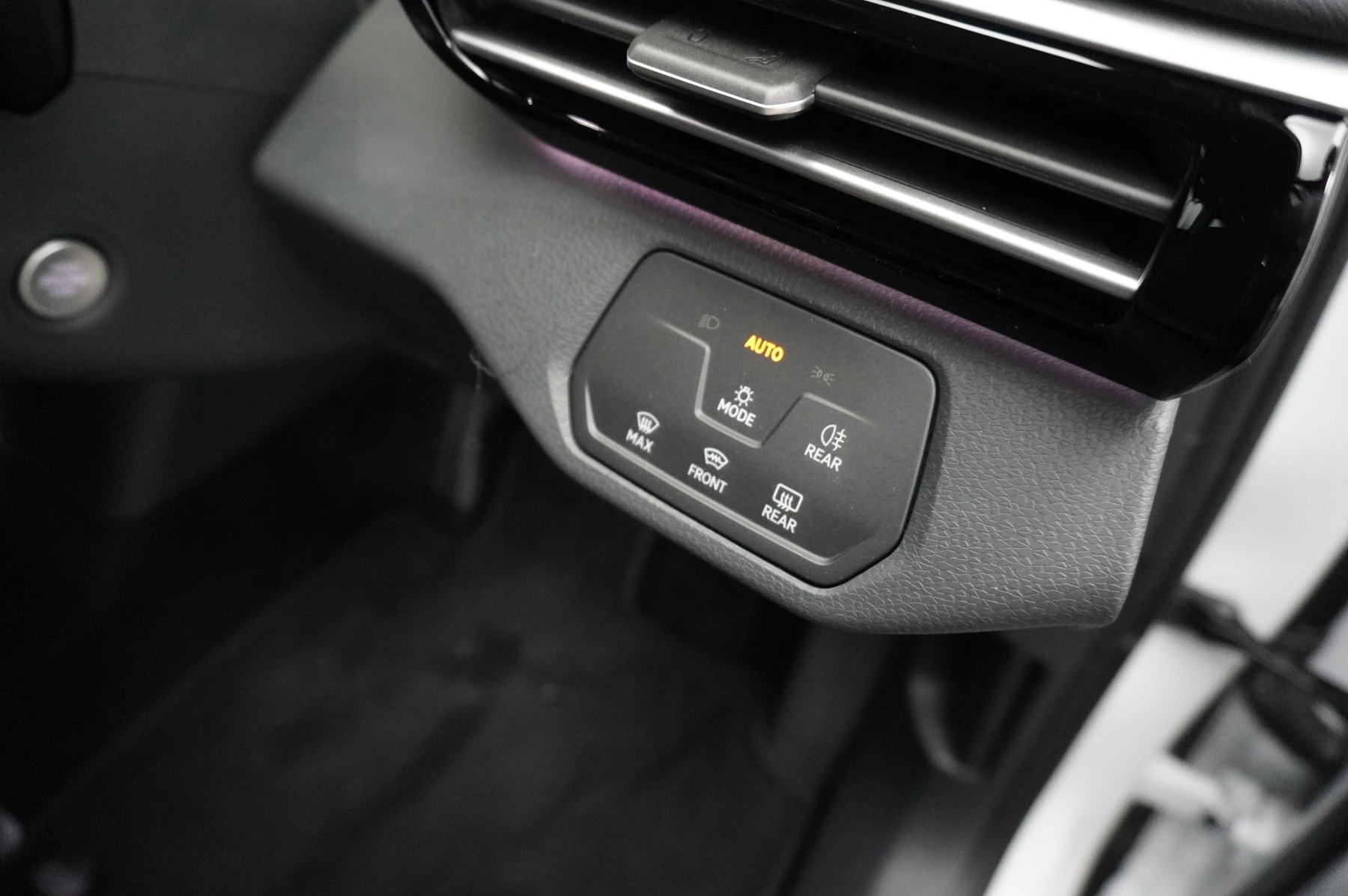Volkswagen-ID.4-image-14