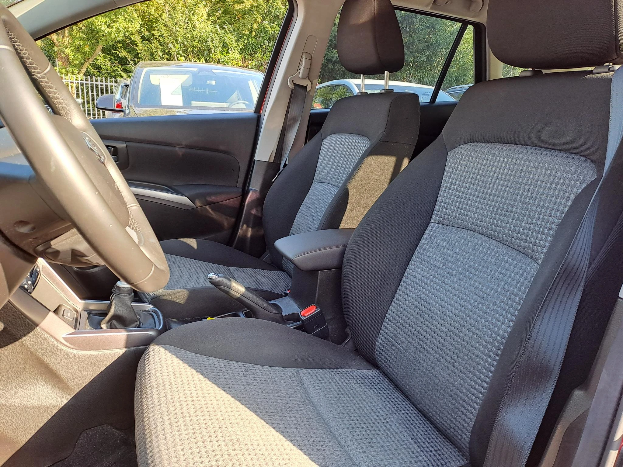 Suzuki-S-Cross-image-8