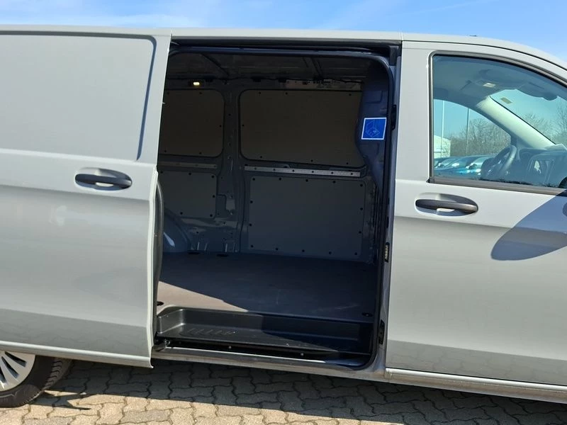 Mercedes-Benz Vito 116 NEUES MODELL EXTRALANG AHK 2,5t NAVI