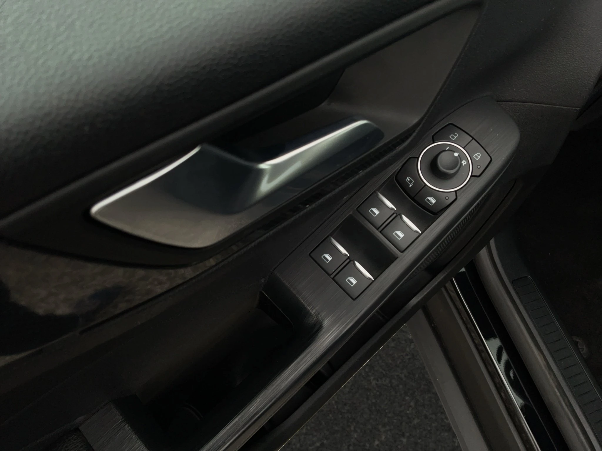 Ford-Kuga-image-16