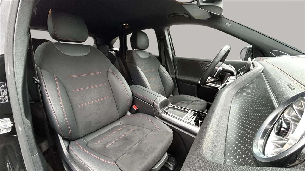 Mercedes-Benz-EQA-image-20