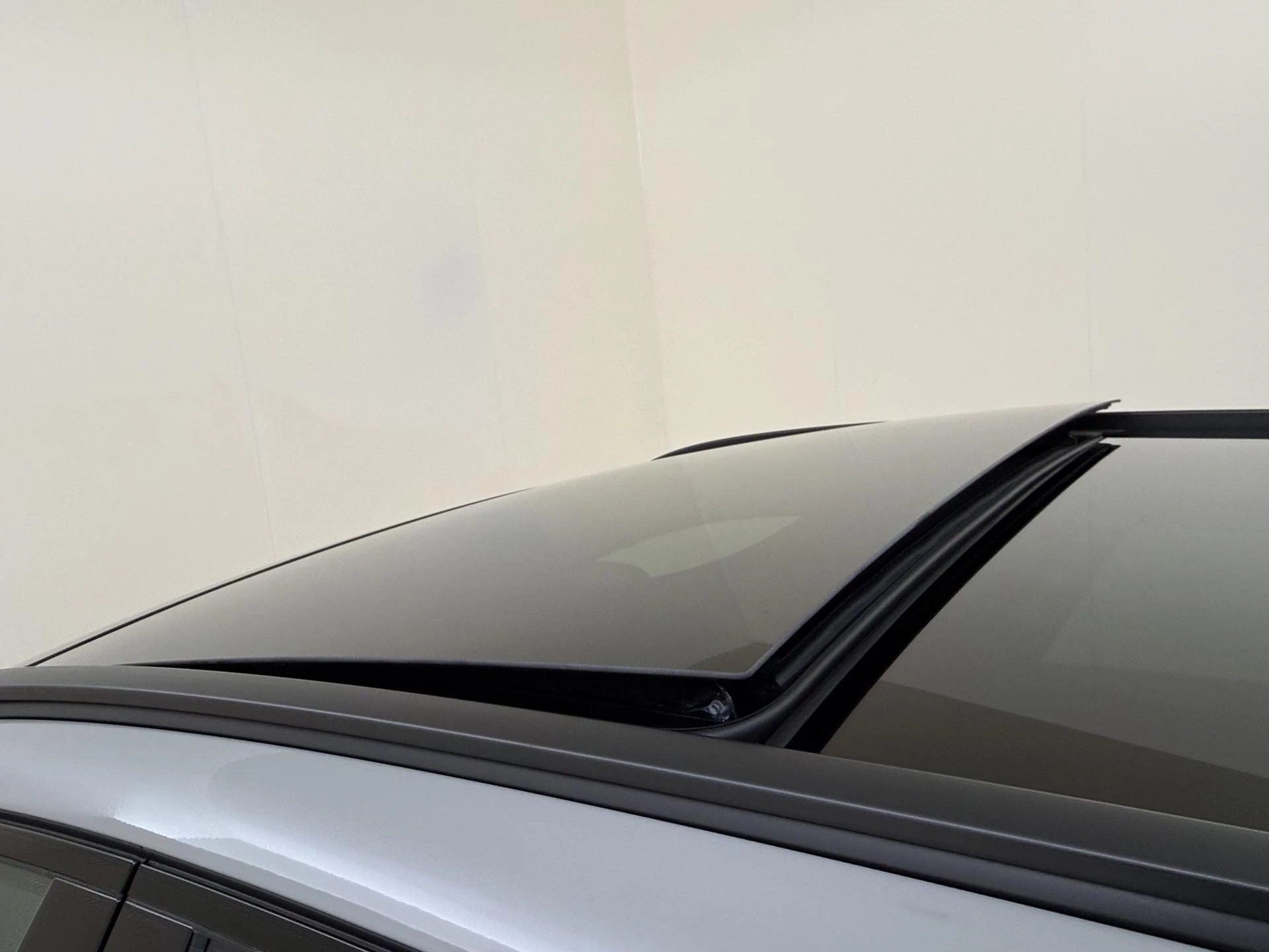 Mercedes-Benz-E-Klasse-image-27