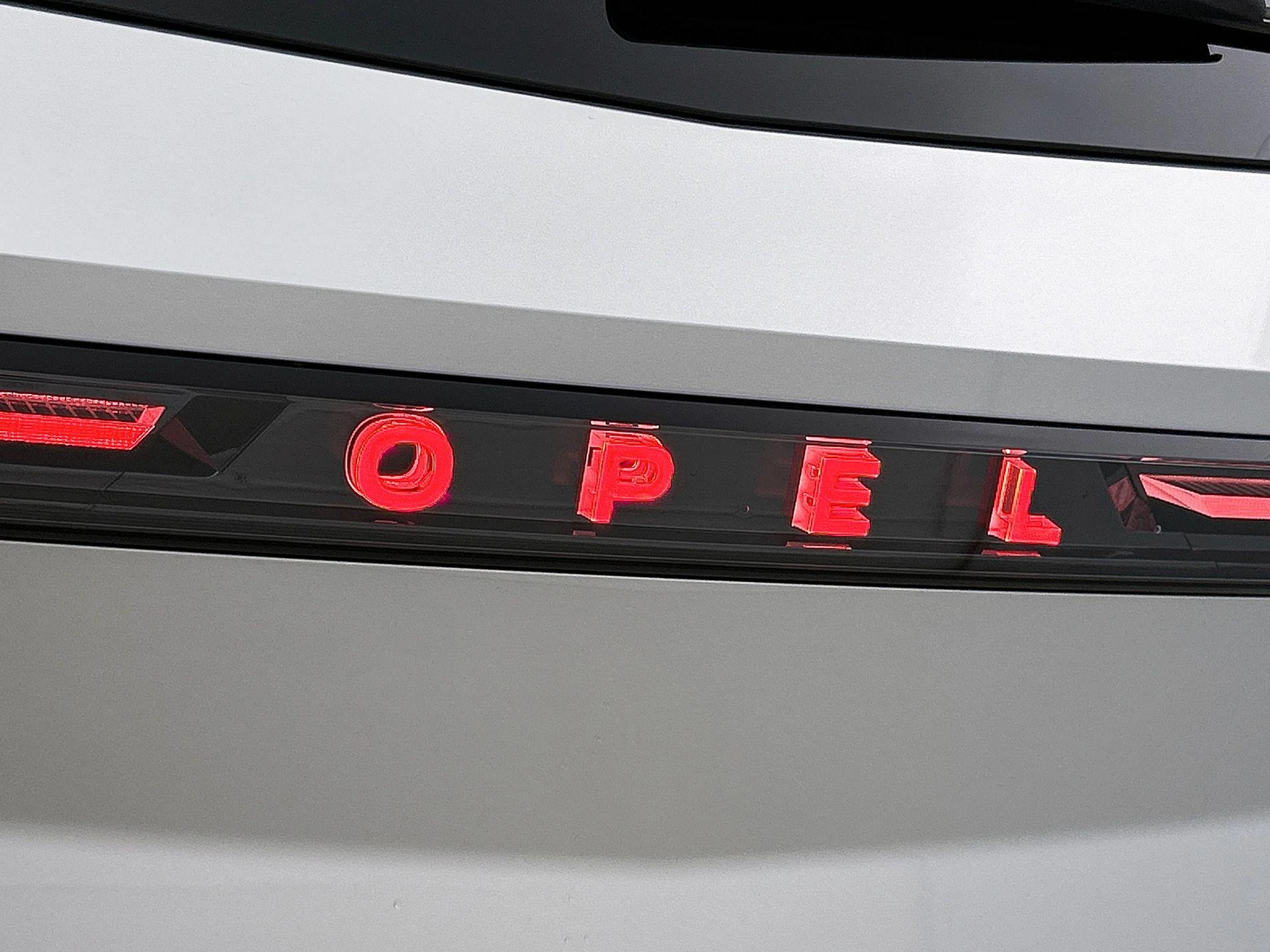 Opel-Grandland-image-28