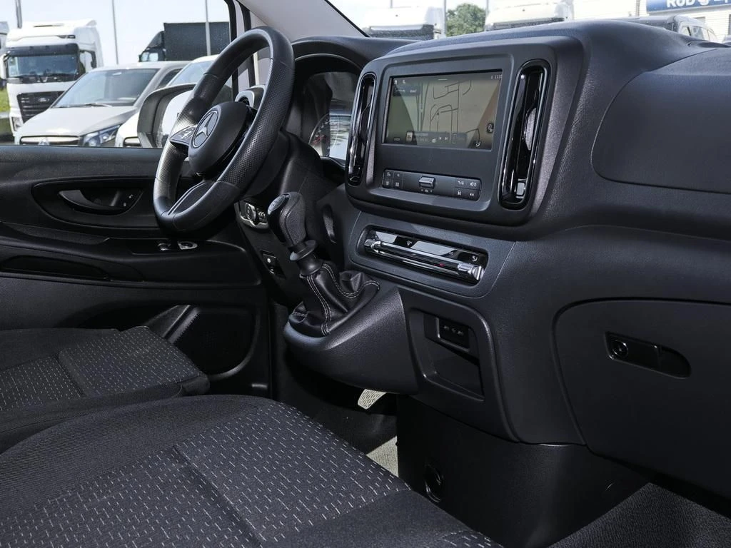 Mercedes-Benz-Vito 116-image-9