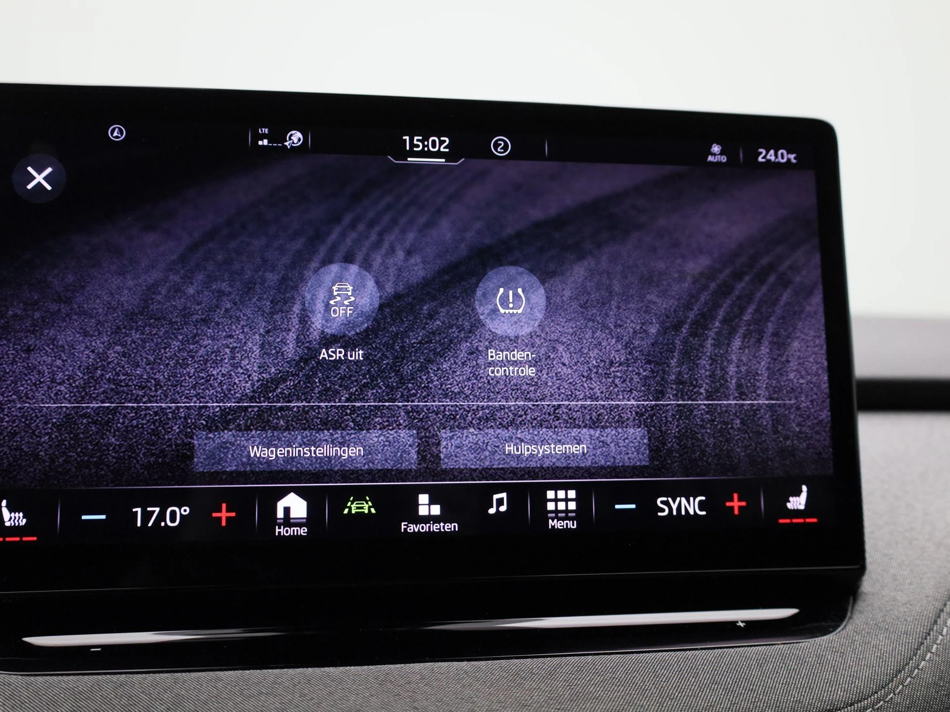 Škoda-Enyaq iV-image-14