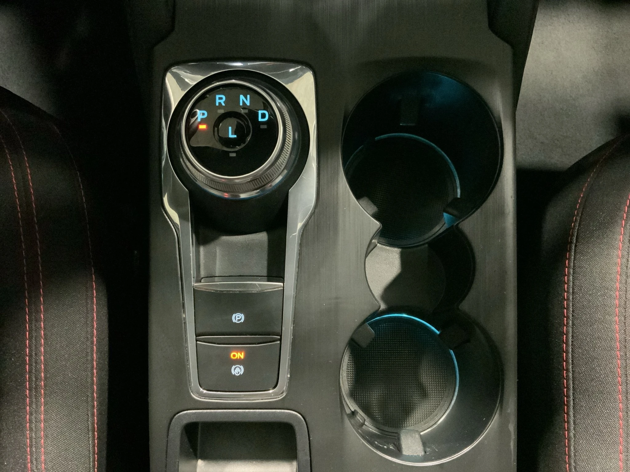 Ford-Kuga-image-17