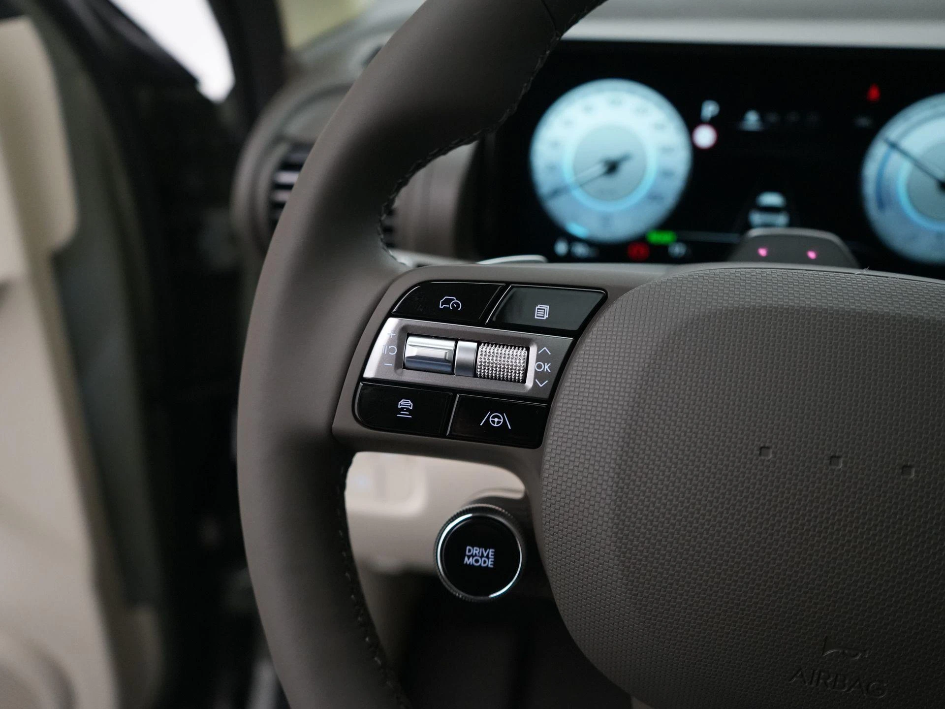 Hyundai-Inster-image-15