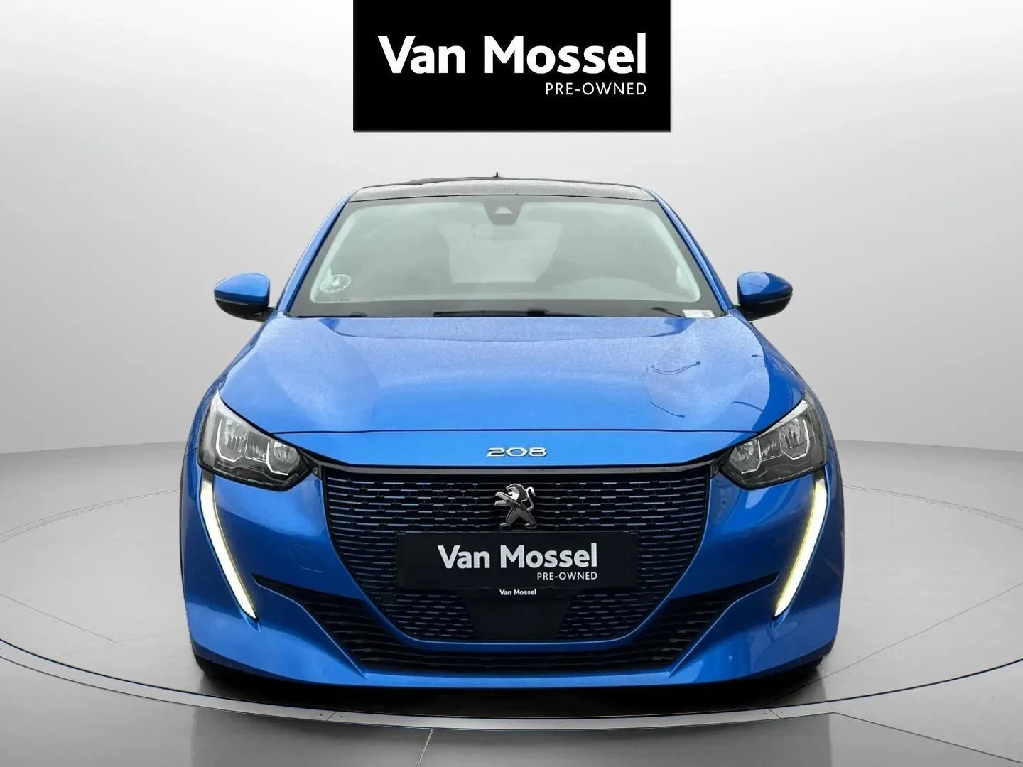 Peugeot-e-208-image-1