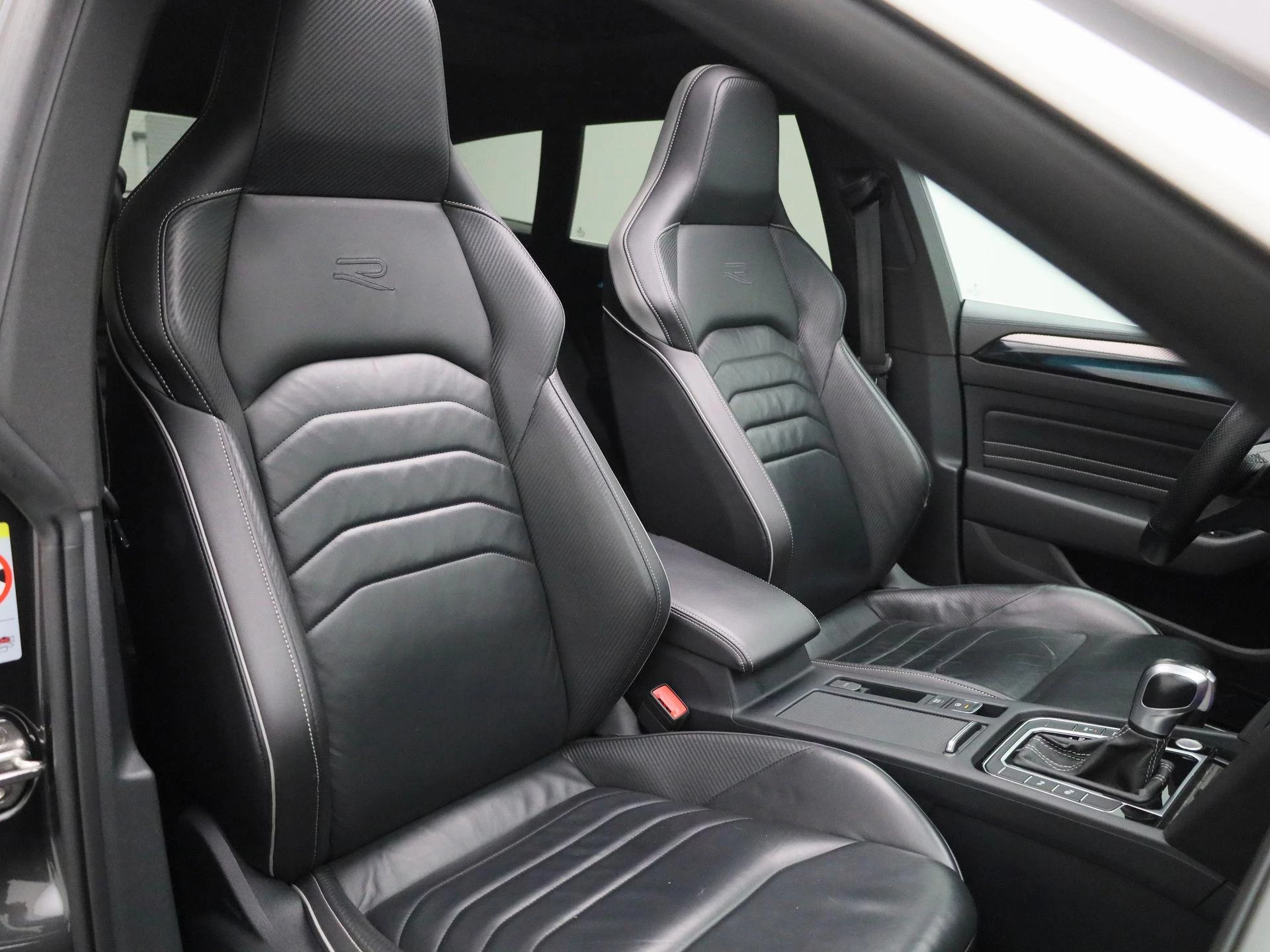 Volkswagen-Arteon-image-49