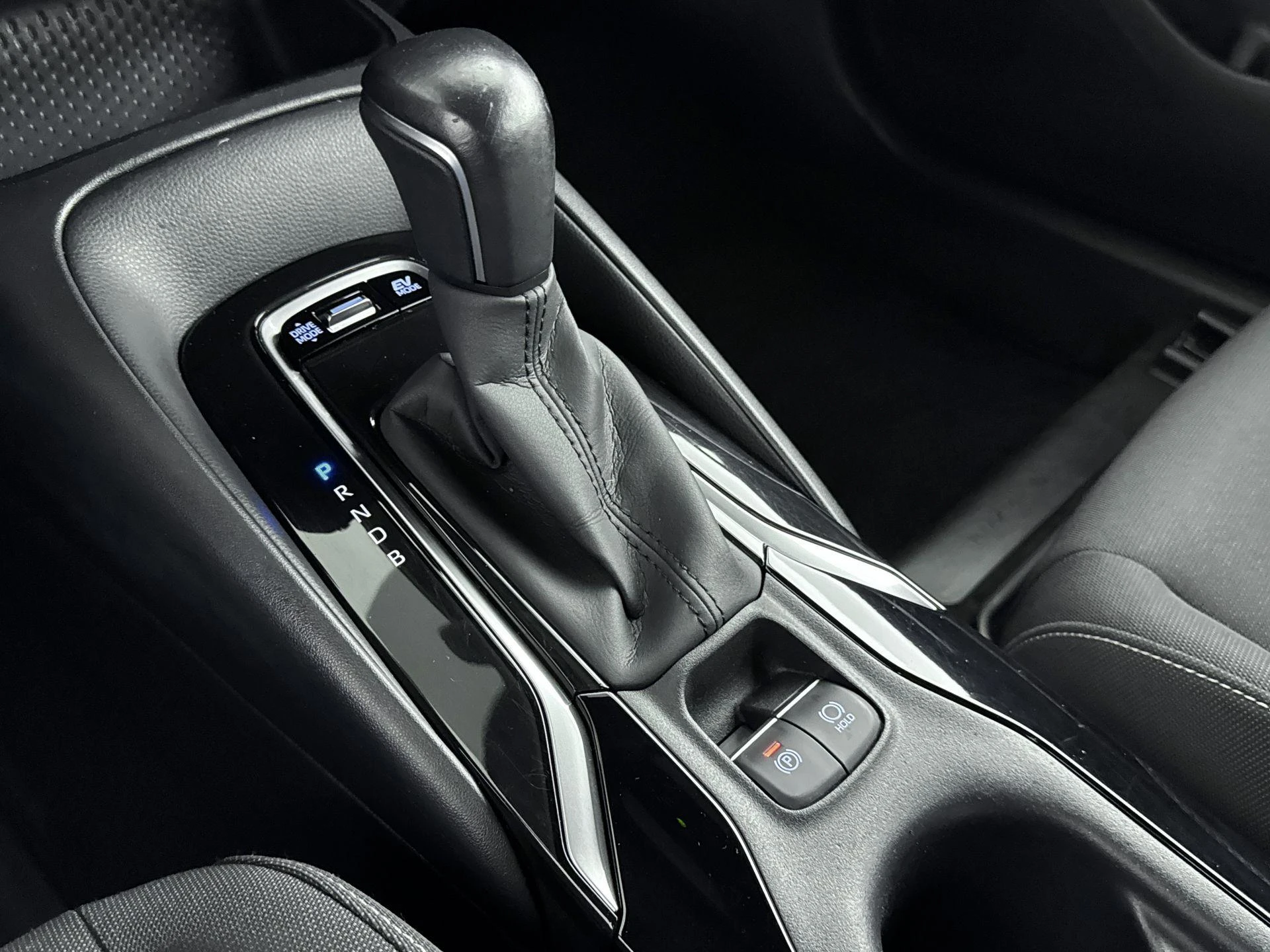 Toyota-Corolla Touring Sports-image-13