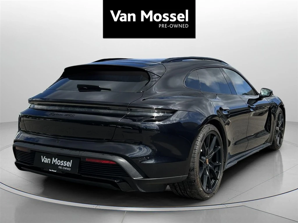 Porsche-Taycan-image-4