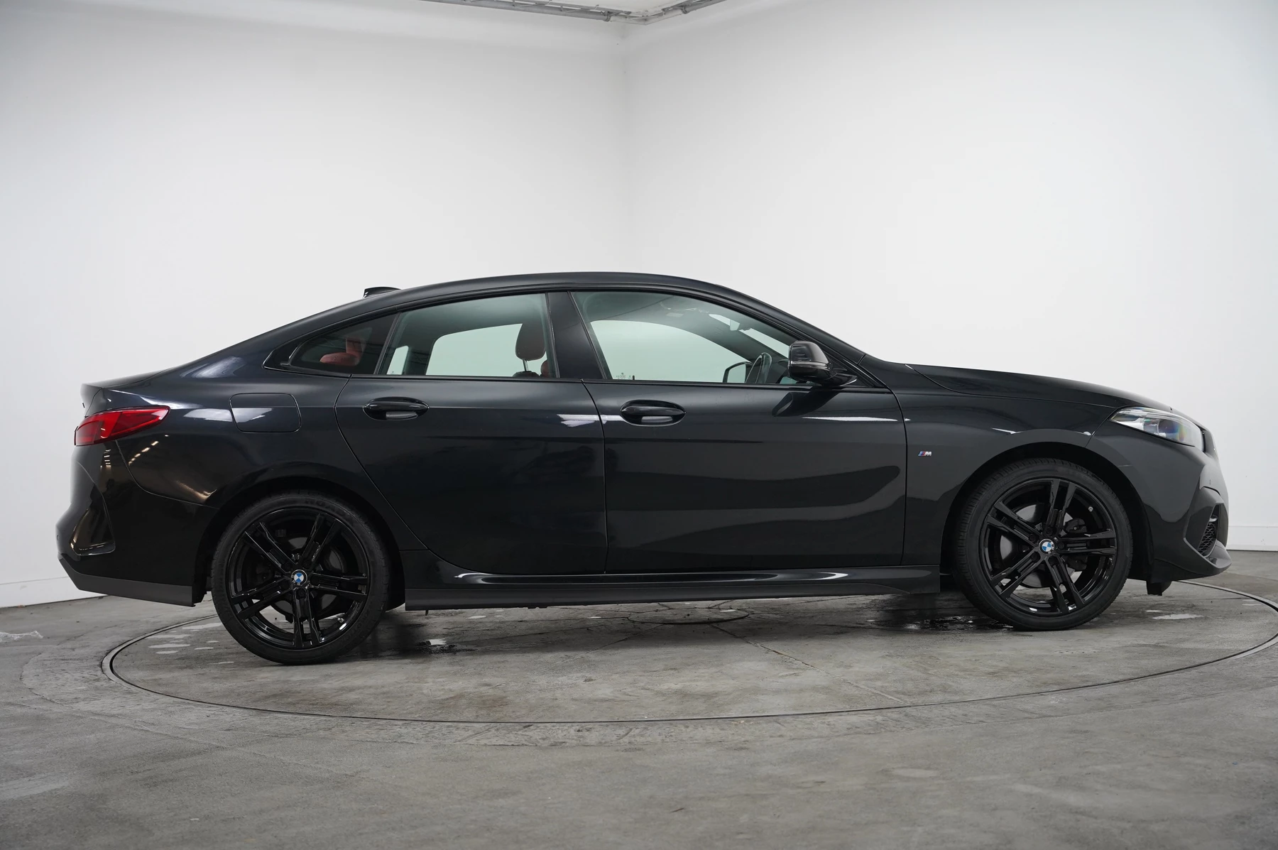 BMW-2 Series-image-2