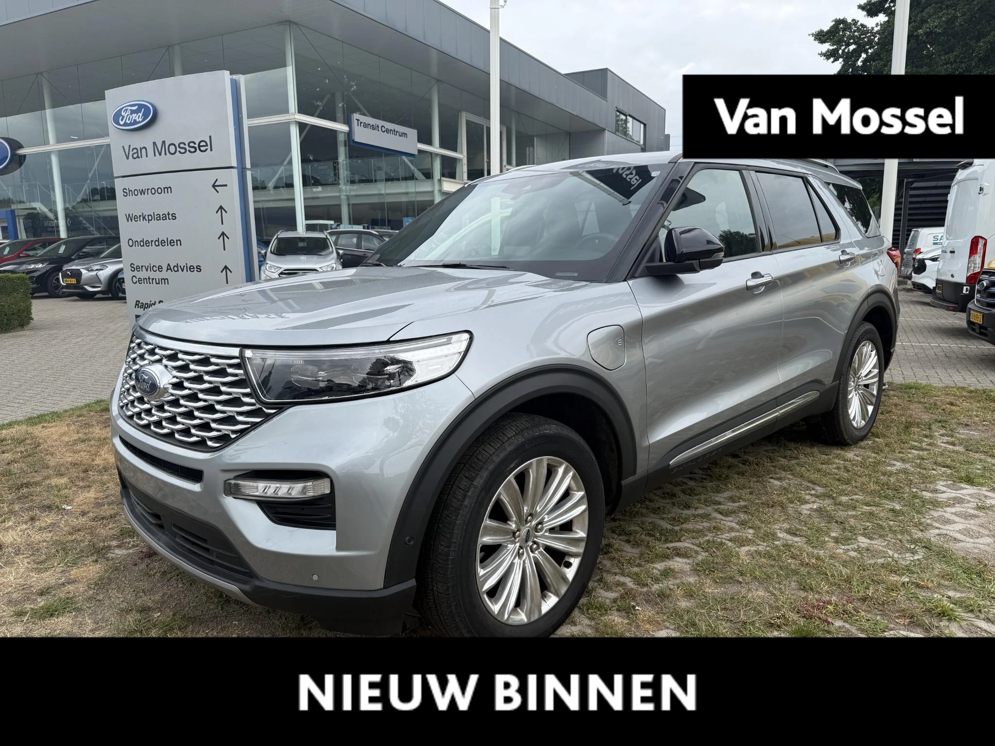 Ford-Explorer-image-0