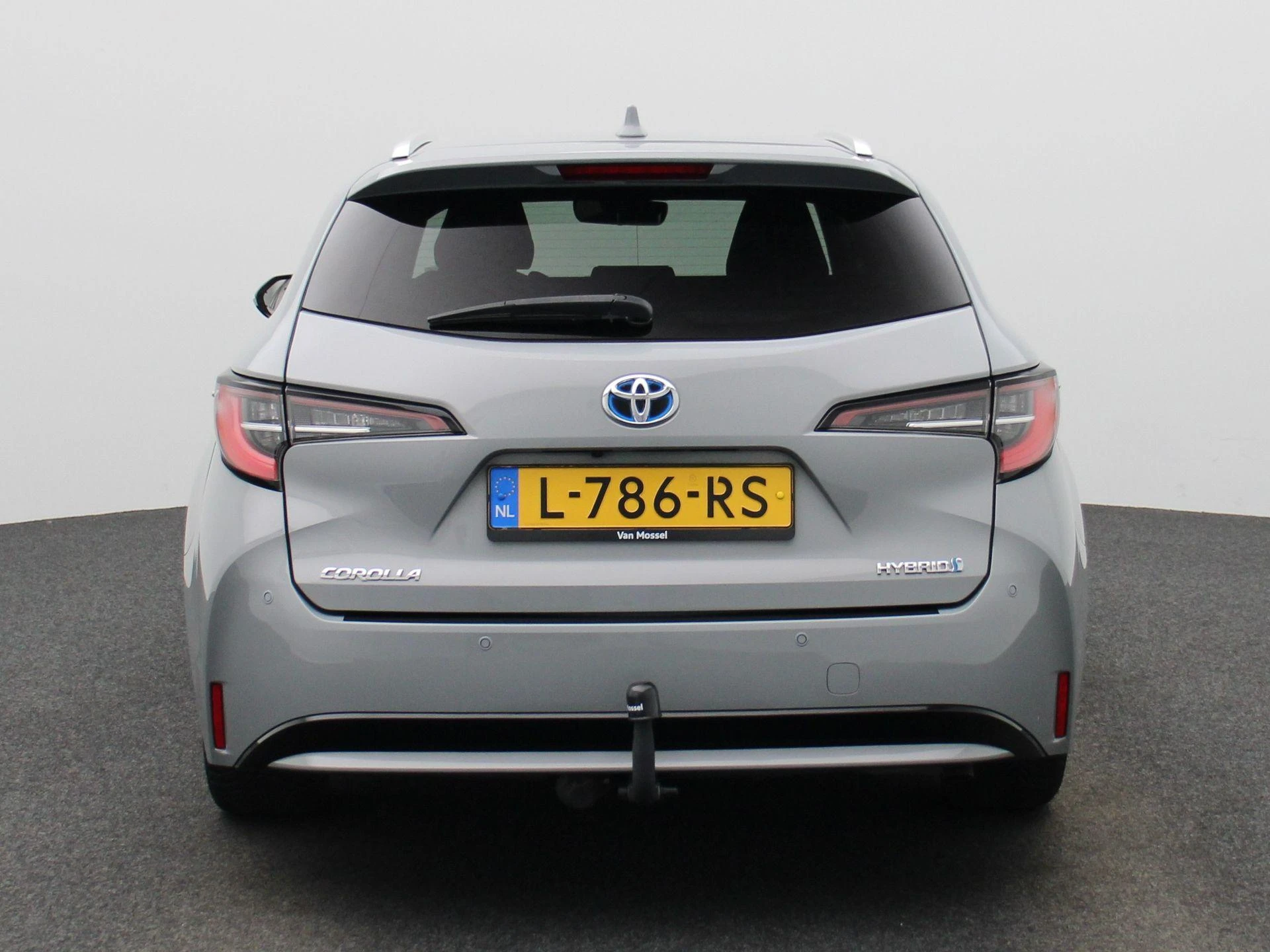Toyota-Corolla Touring Sports-image-4