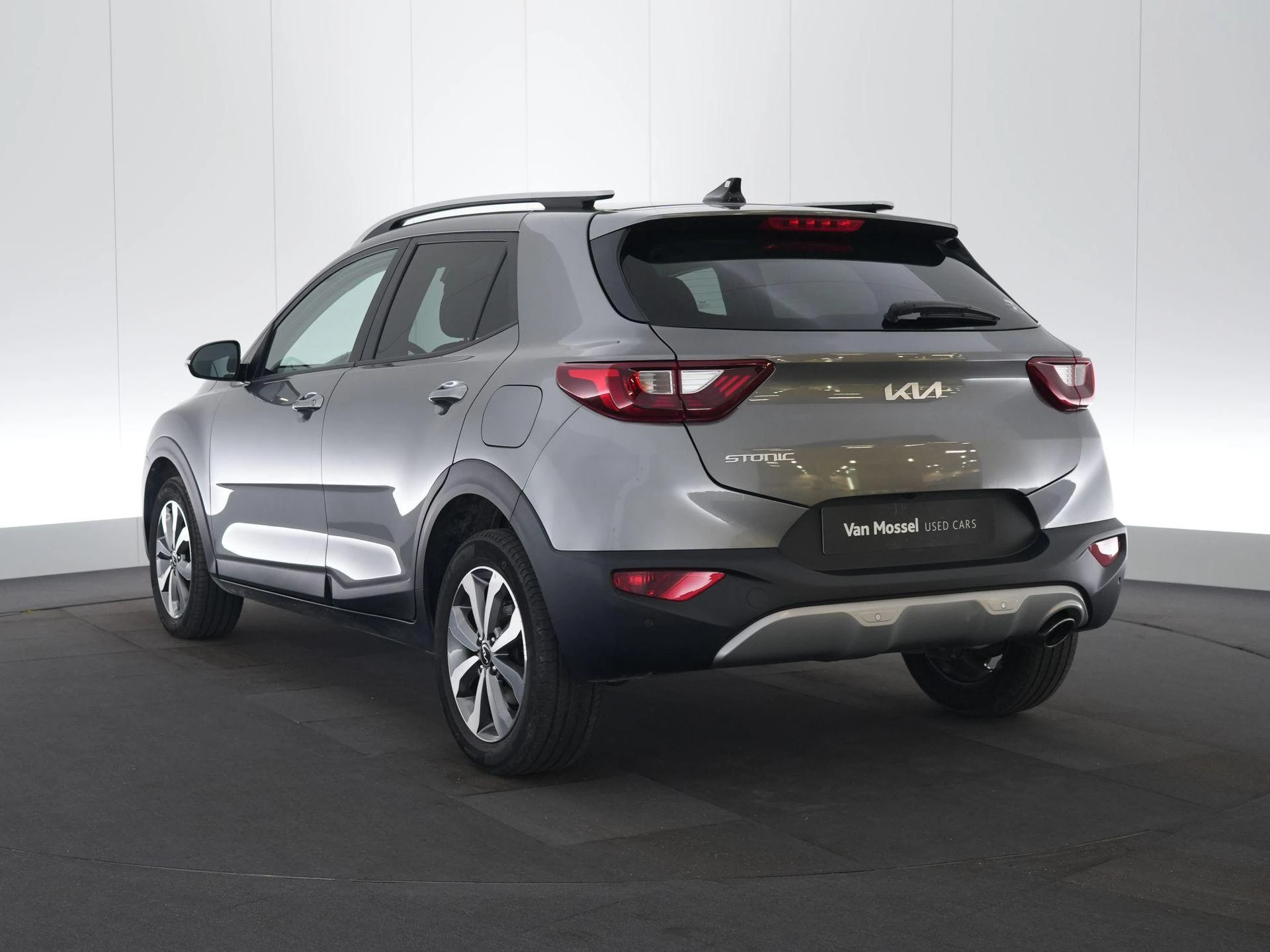 Kia-Stonic-image-1