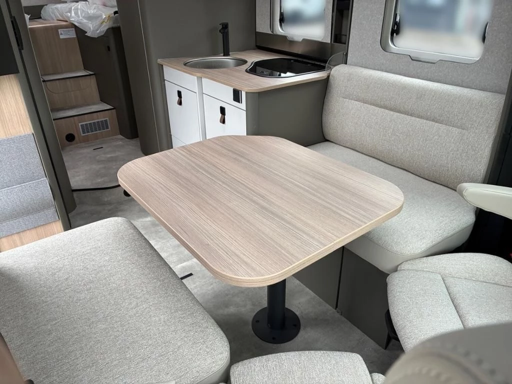 Hymer--image-11