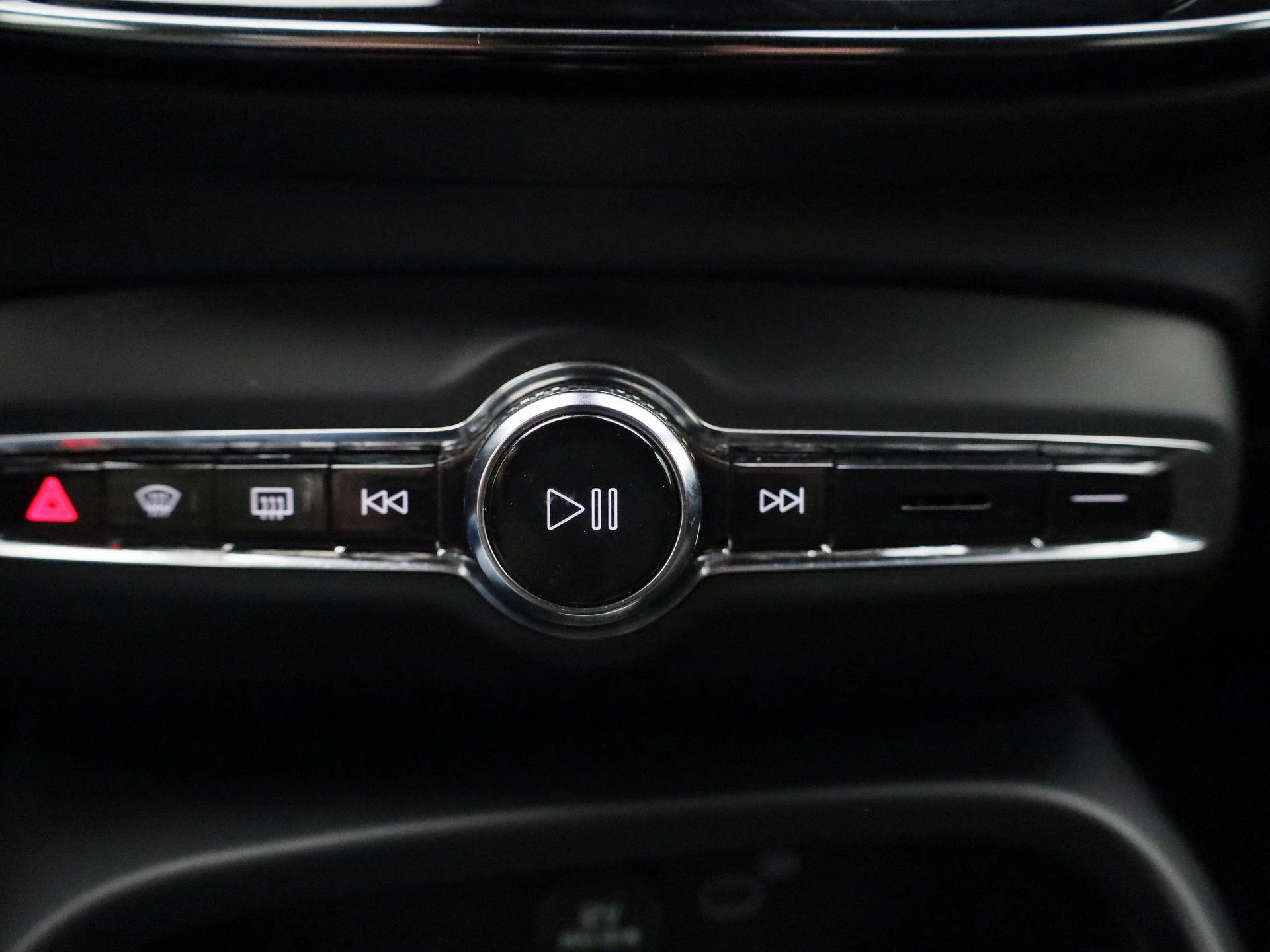 Volvo XC40 Recharge Core 70 kWh