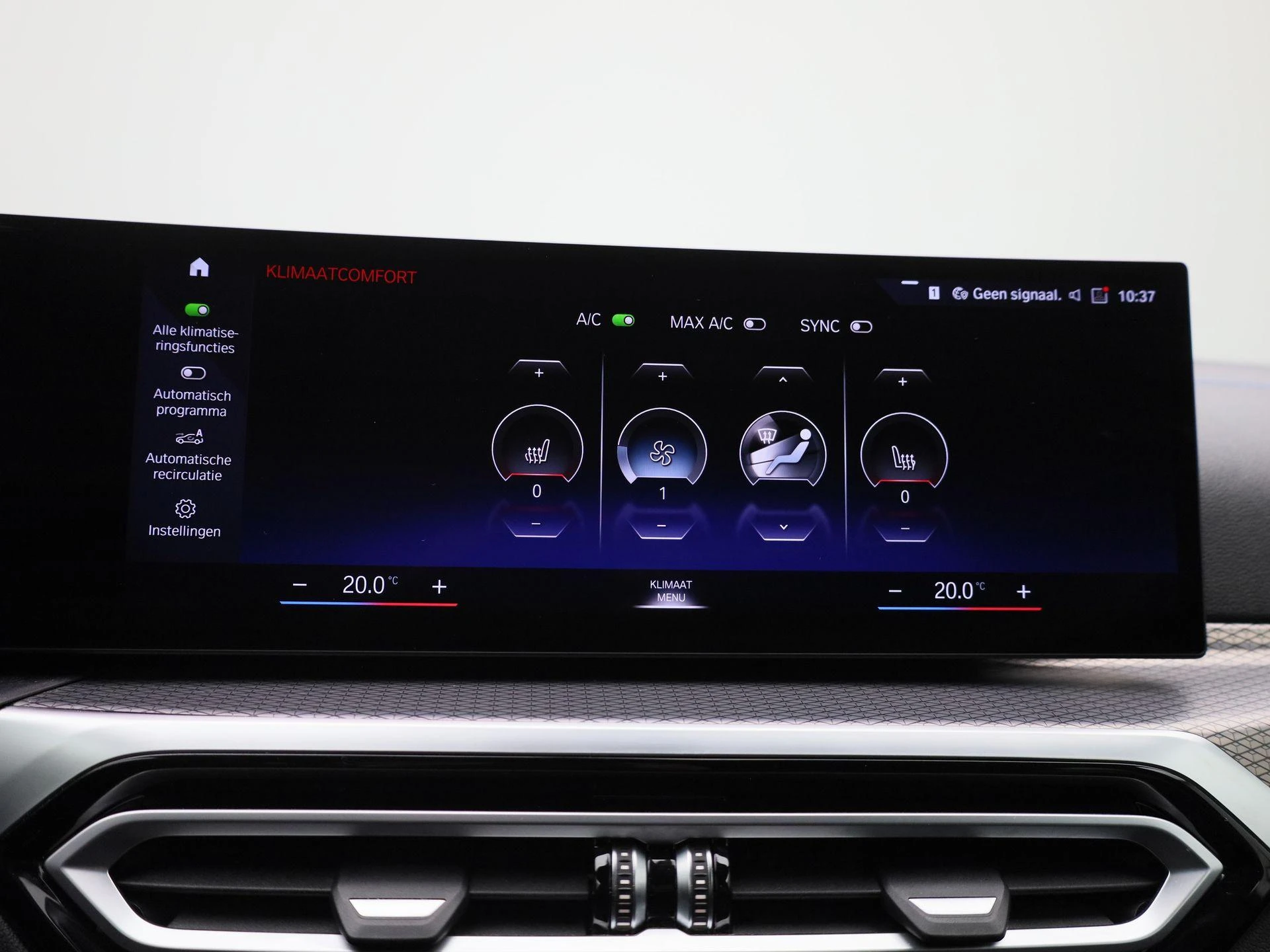 BMW-i4-image-17