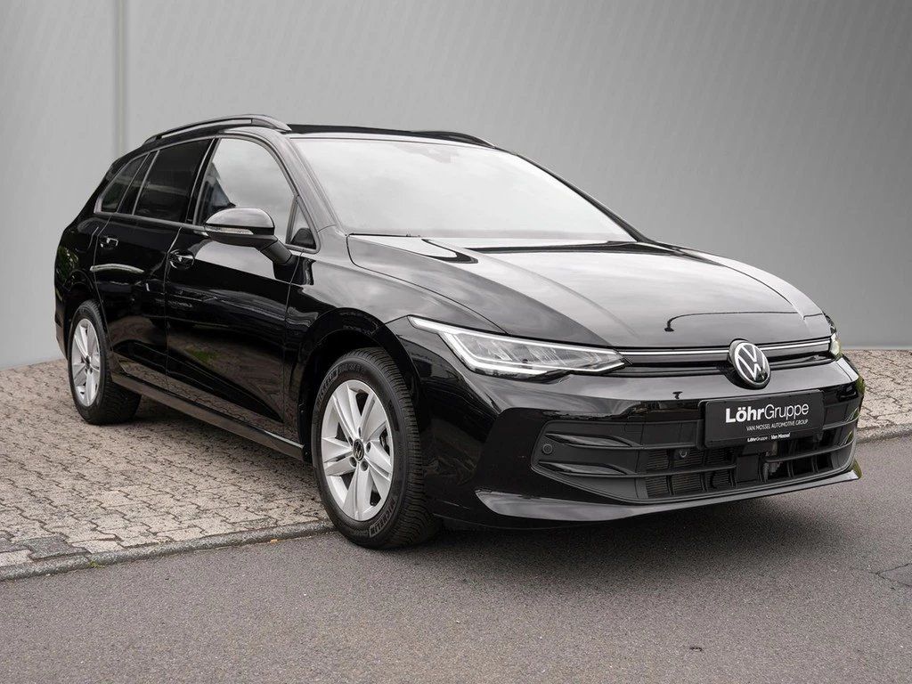 Volkswagen Golf VIII Variant 1,5TSI Life,AHK,LED,ACC Lenkrad/Sitzheizung,Climatronic,ALU 16"