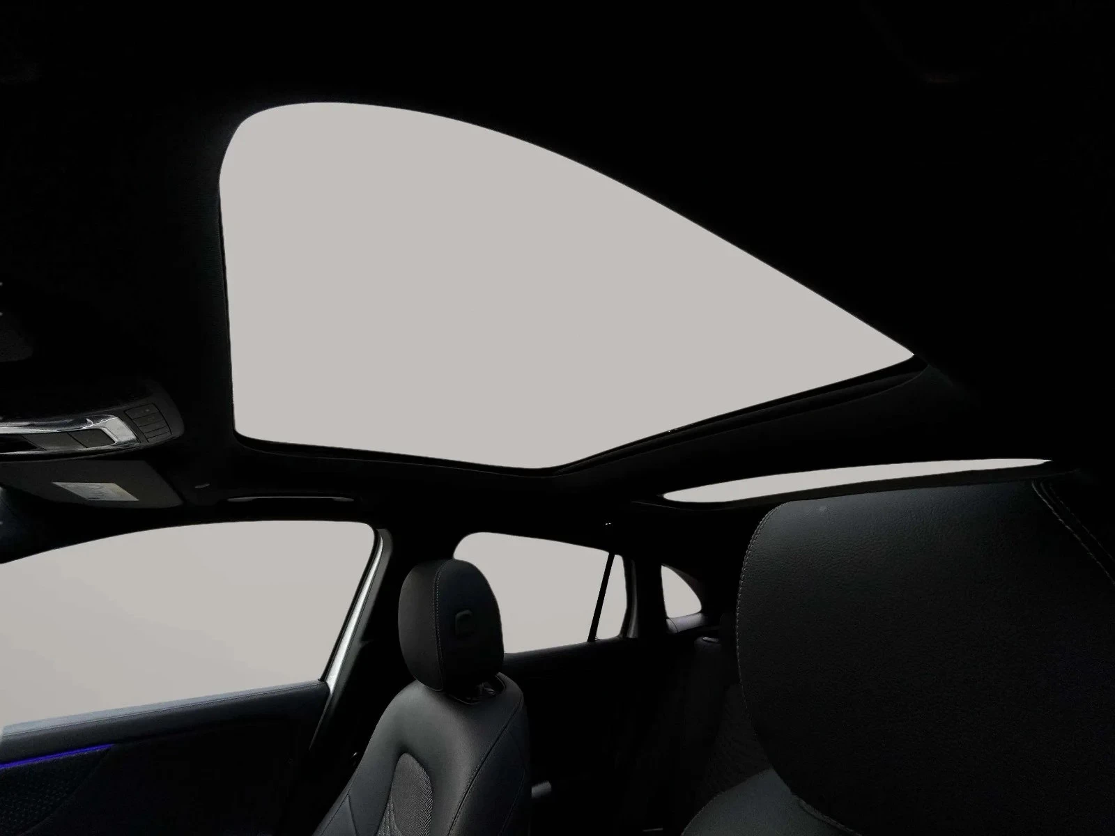 Mercedes-Benz-EQA-image-11