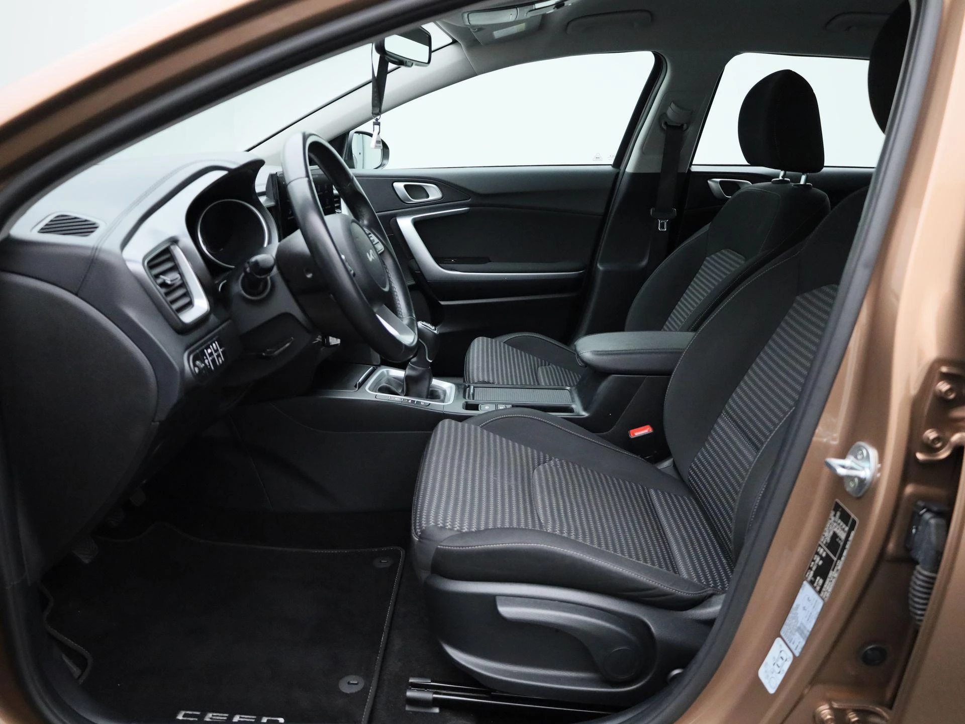 Kia-Ceed Sportswagon-image-8