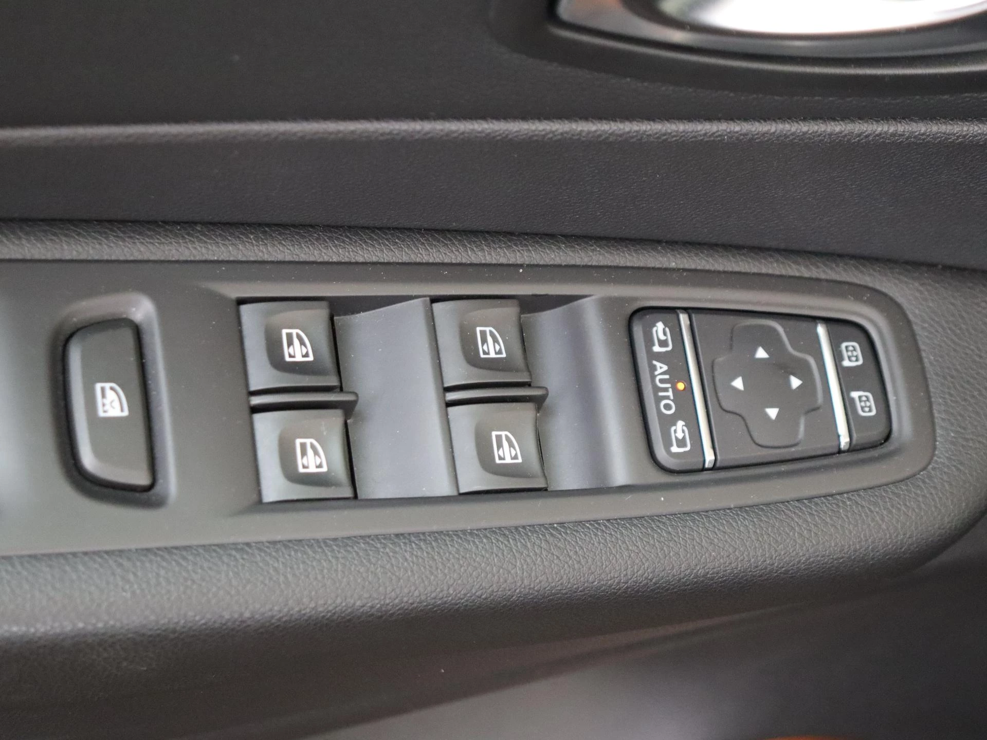 Renault-Captur-image-23