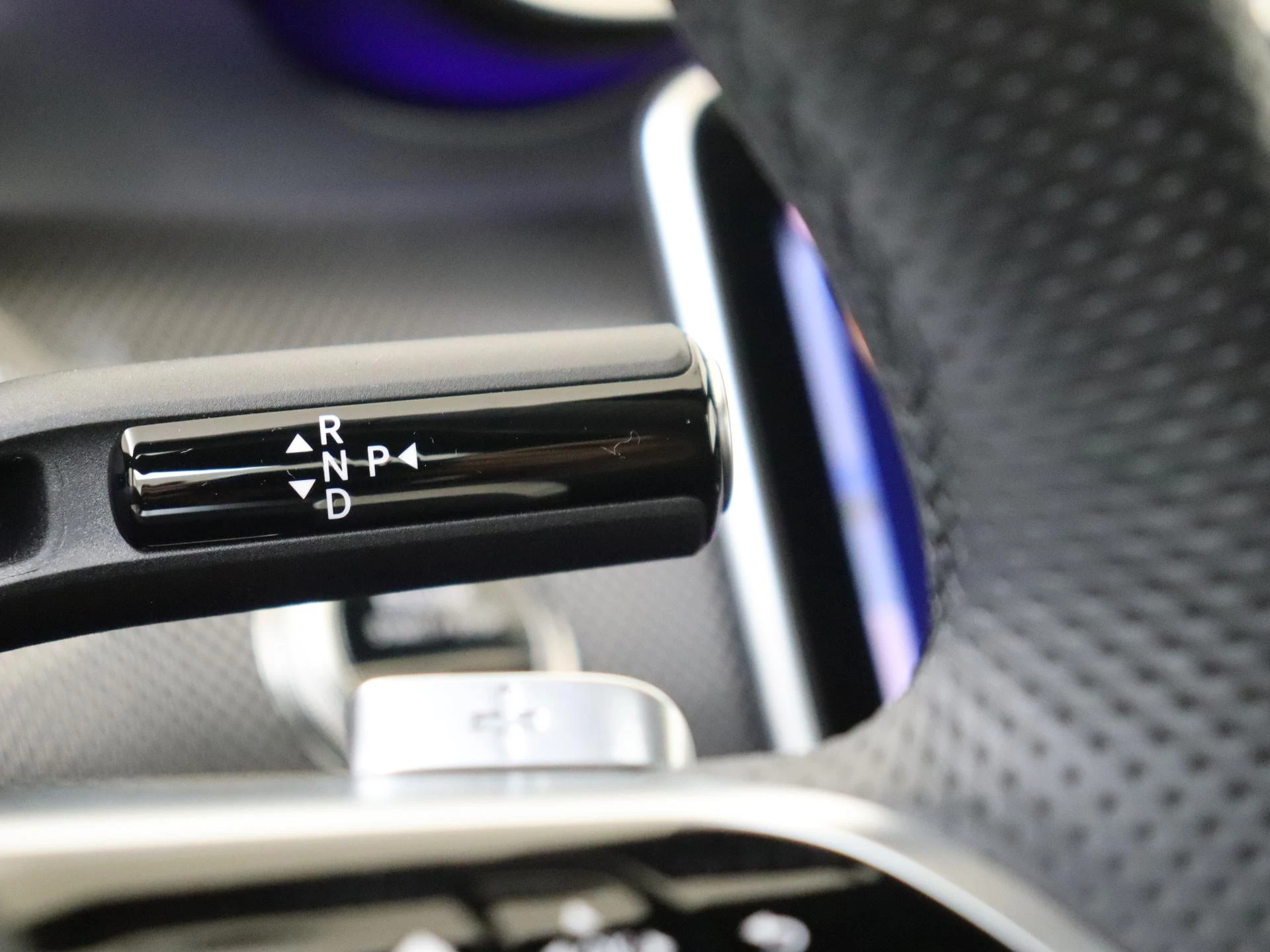 Mercedes-Benz-C-Klasse-image-14