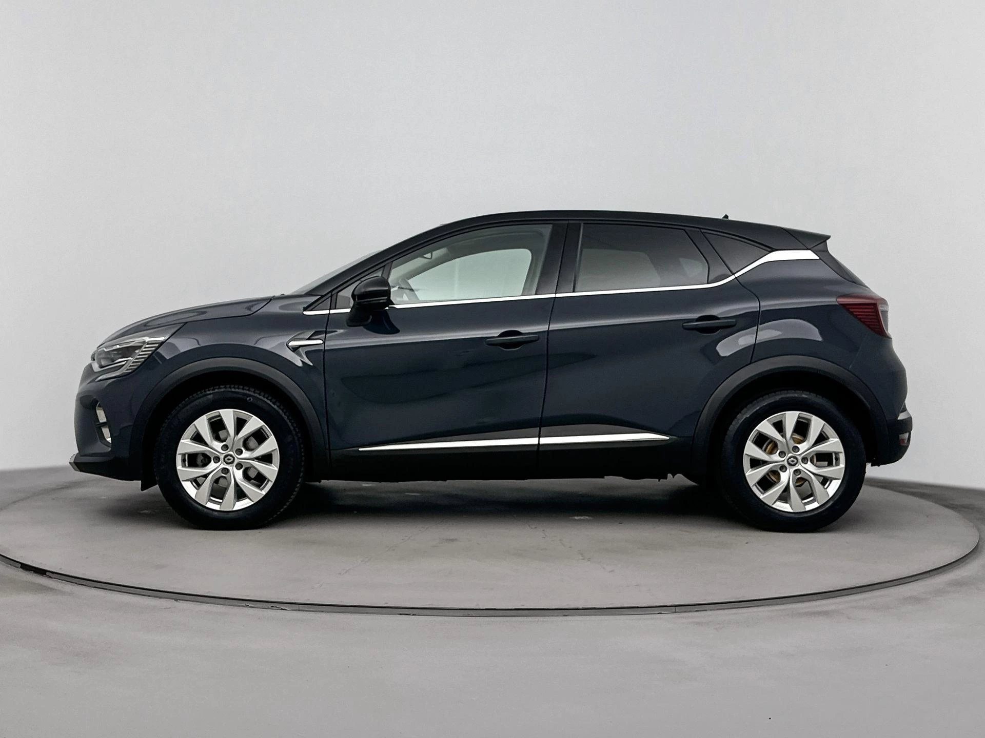Renault-Captur-image-1