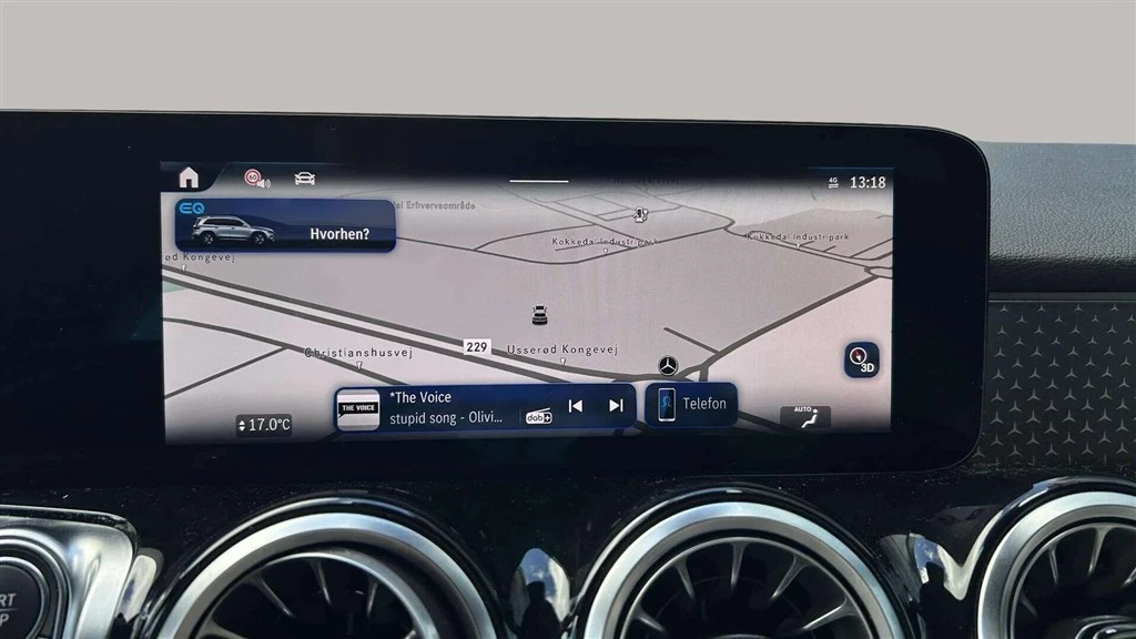 Mercedes-Benz-EQB-image-13