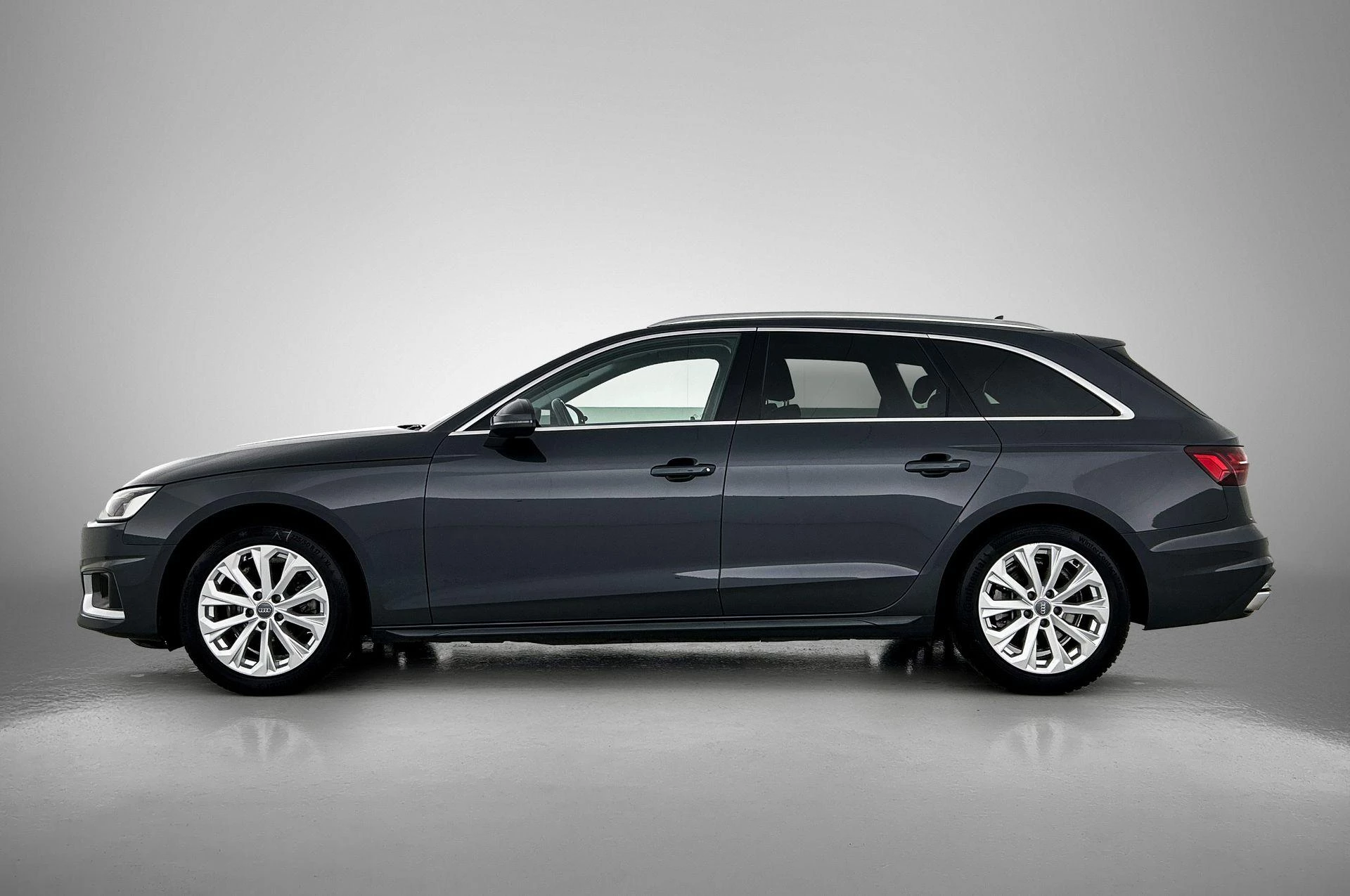 Audi-A4-image-2