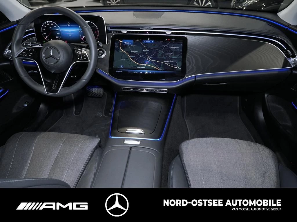 Mercedes-Benz E-Klasse 220 d AVANTGARDE LED DISTRO AHK KAMERA AMBIE AVANTGARDE