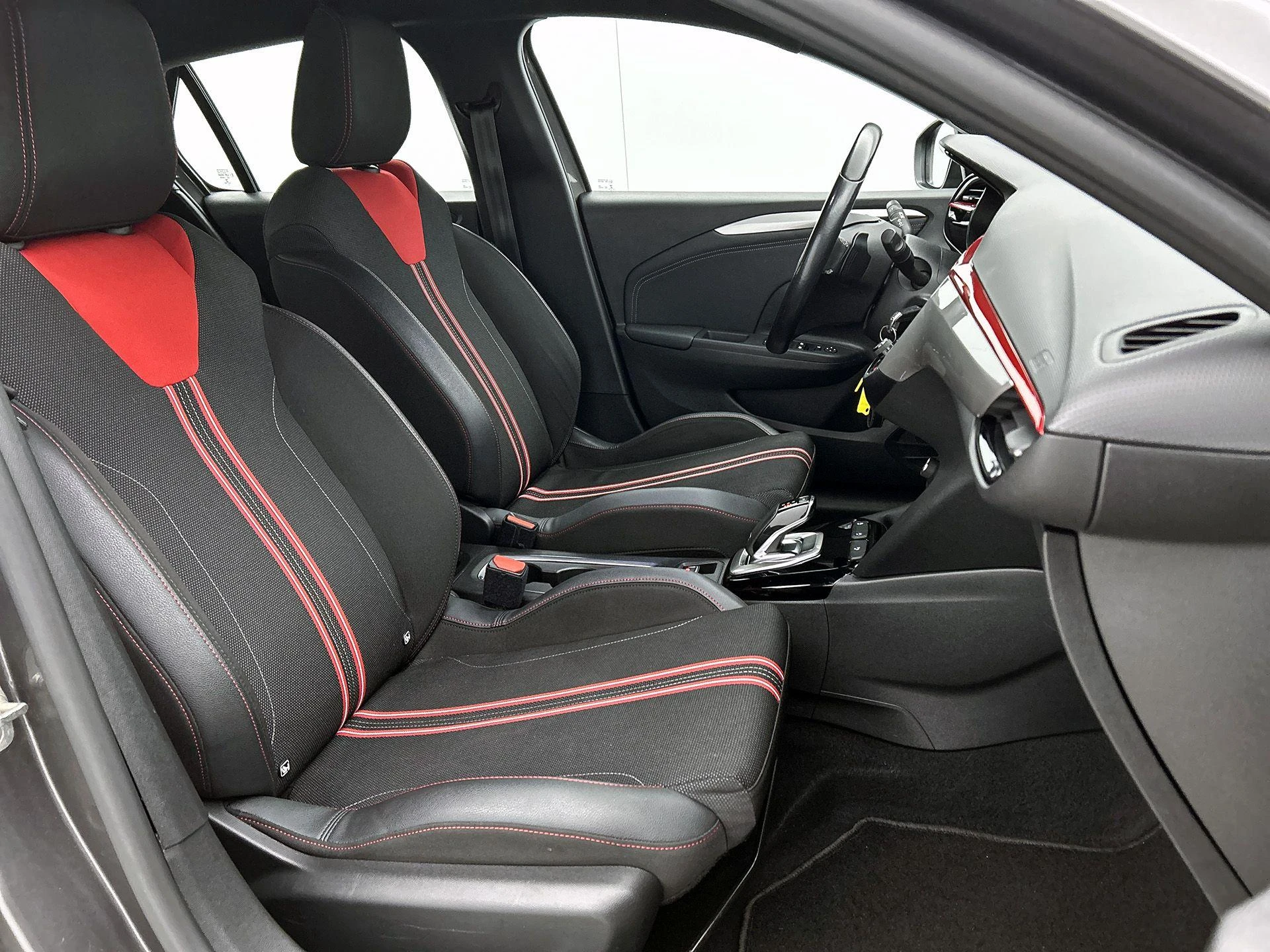 Opel-Corsa-image-37