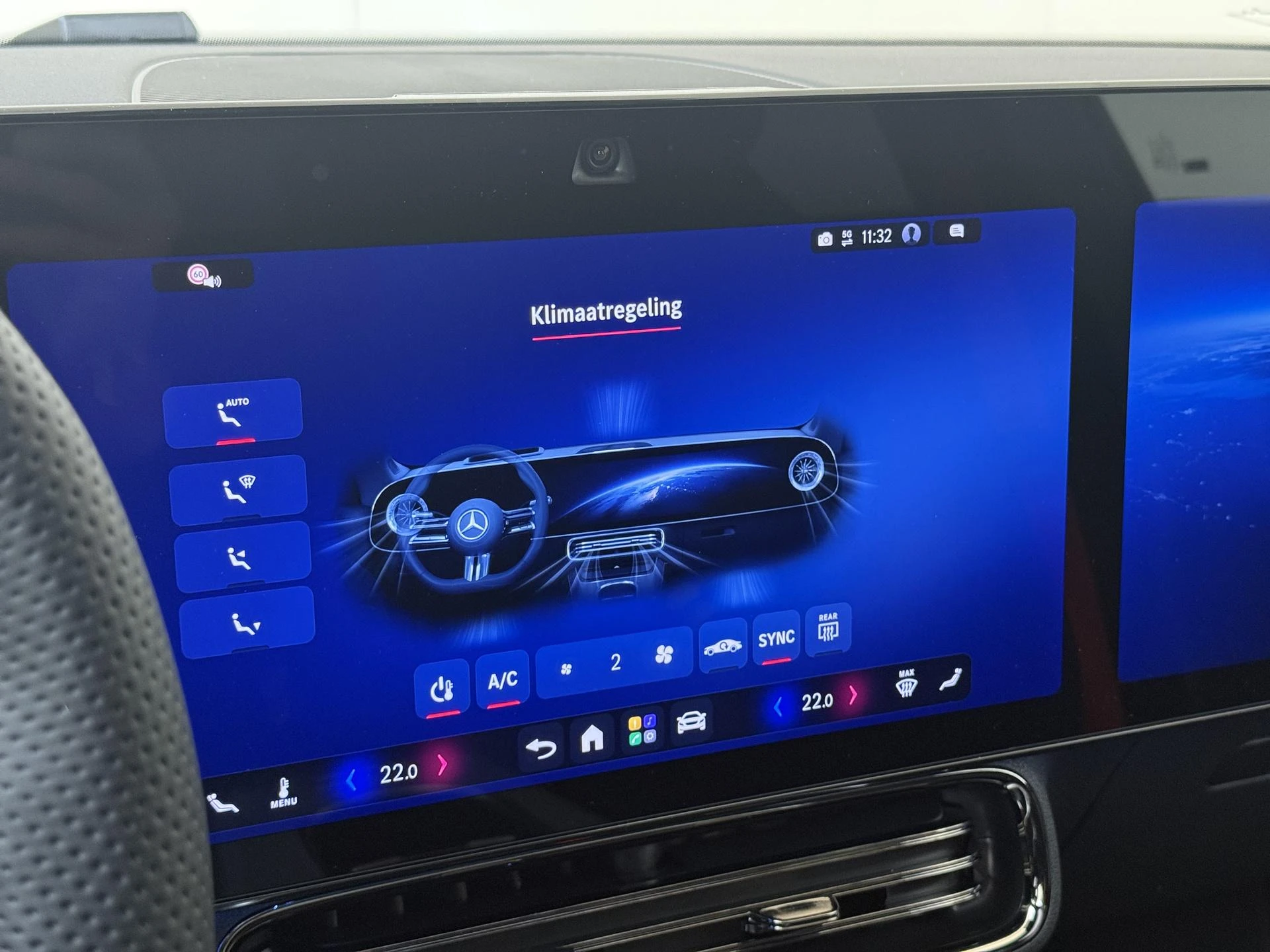 Mercedes-Benz-CLA-image-16
