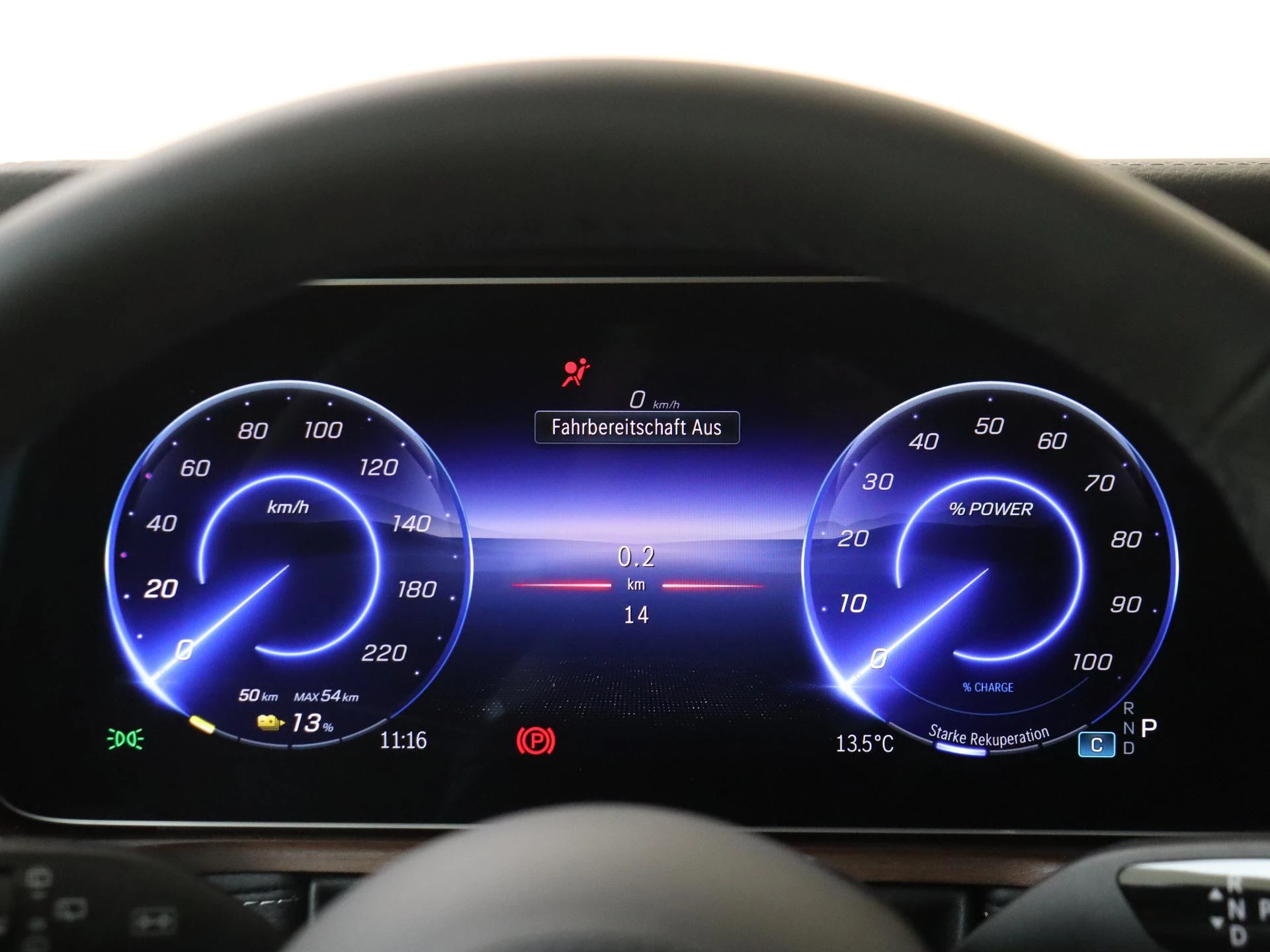 Mercedes-Benz-G-Klasse-image-11