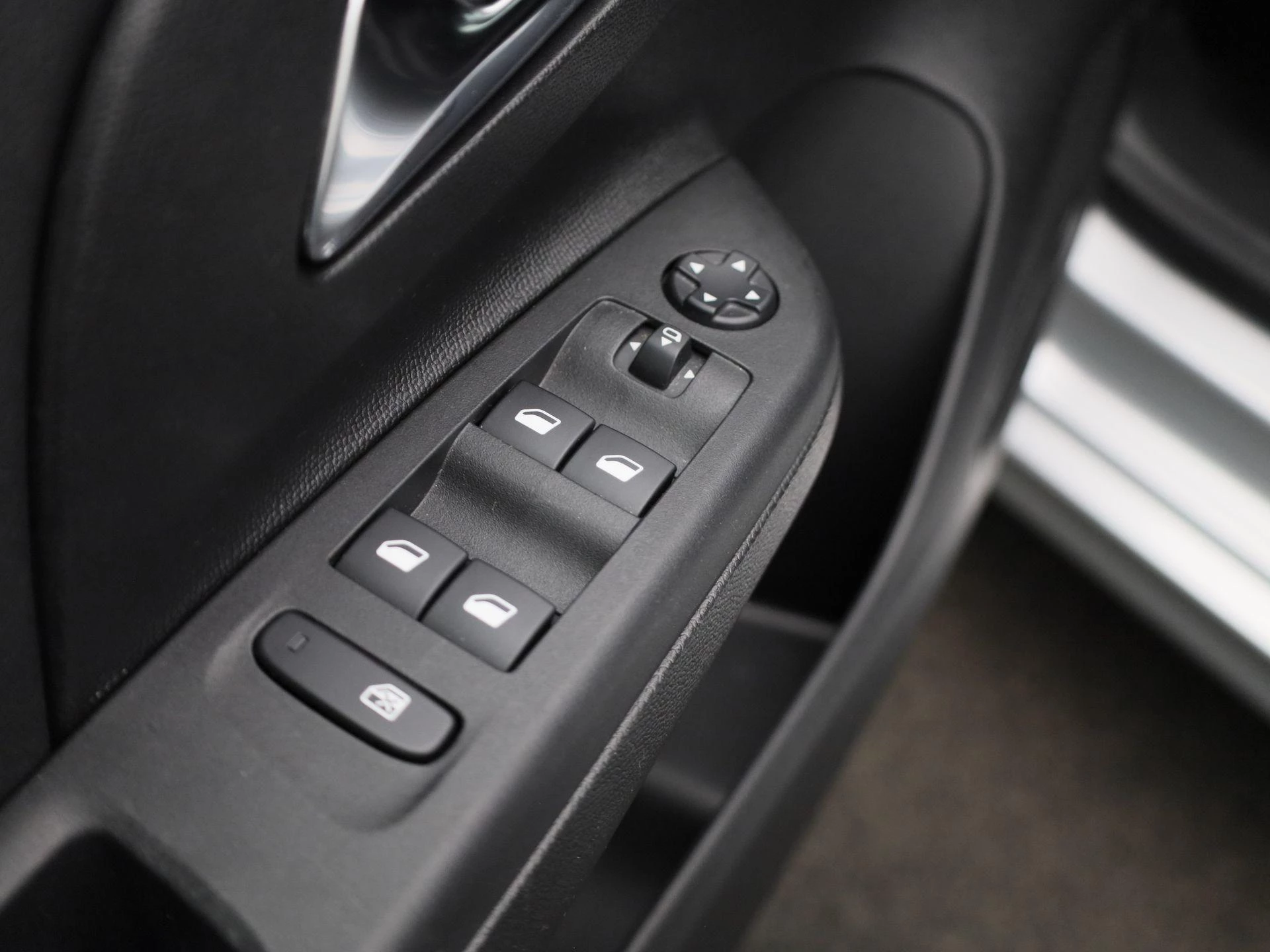 Opel-Corsa-e-image-30