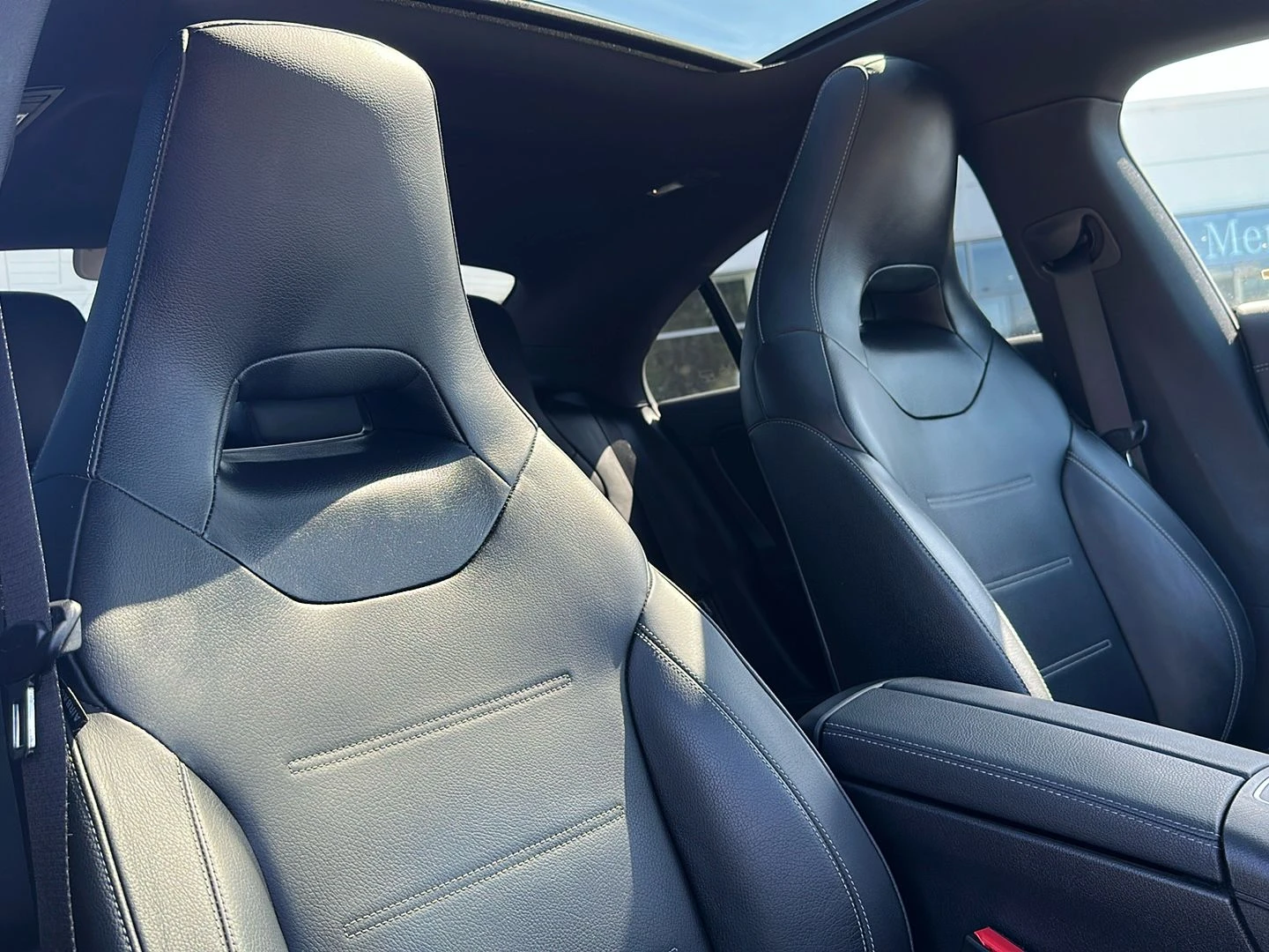 Mercedes-Benz-CLA-image-16