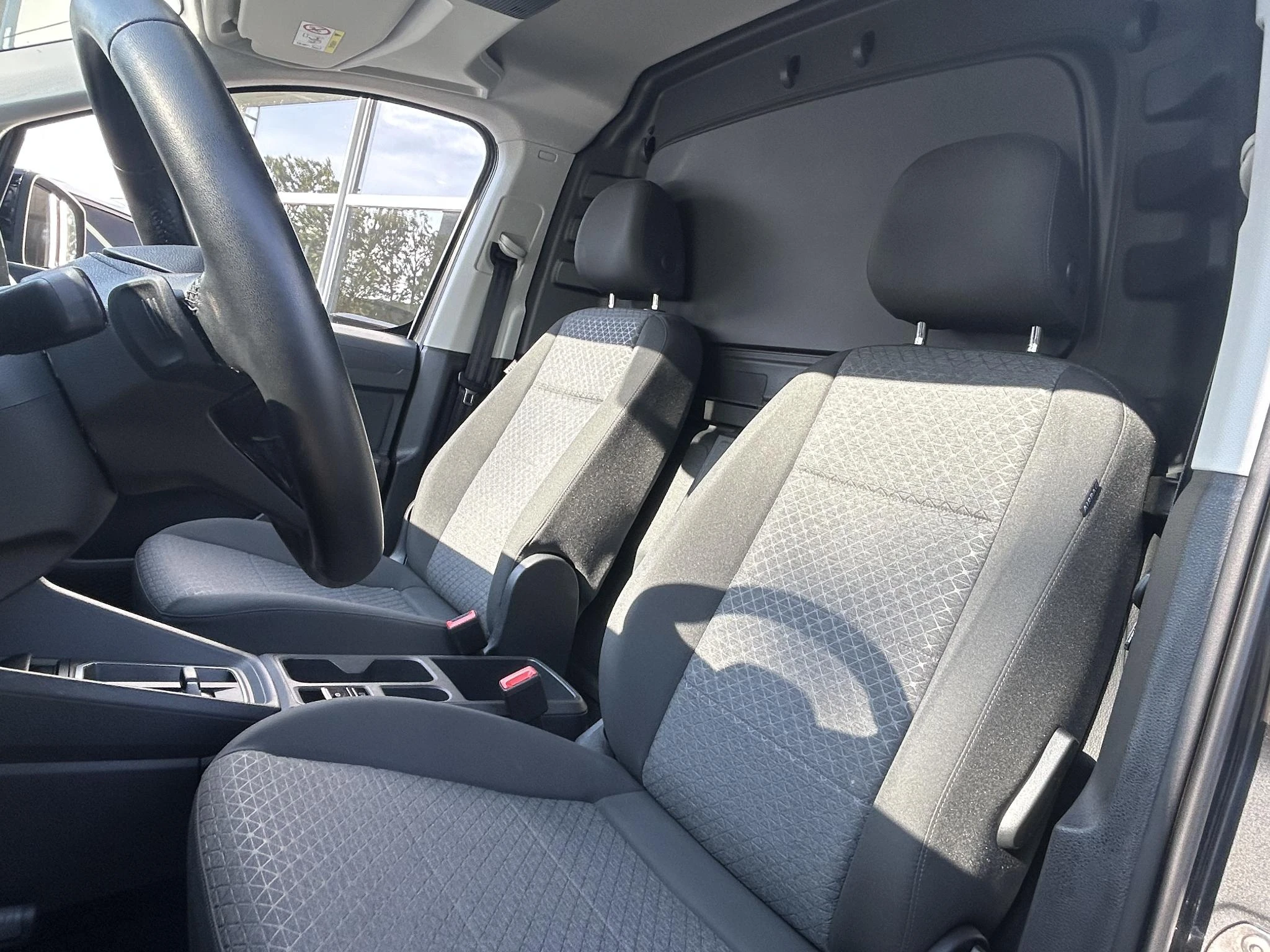 Ford-Transit Connect-image-9