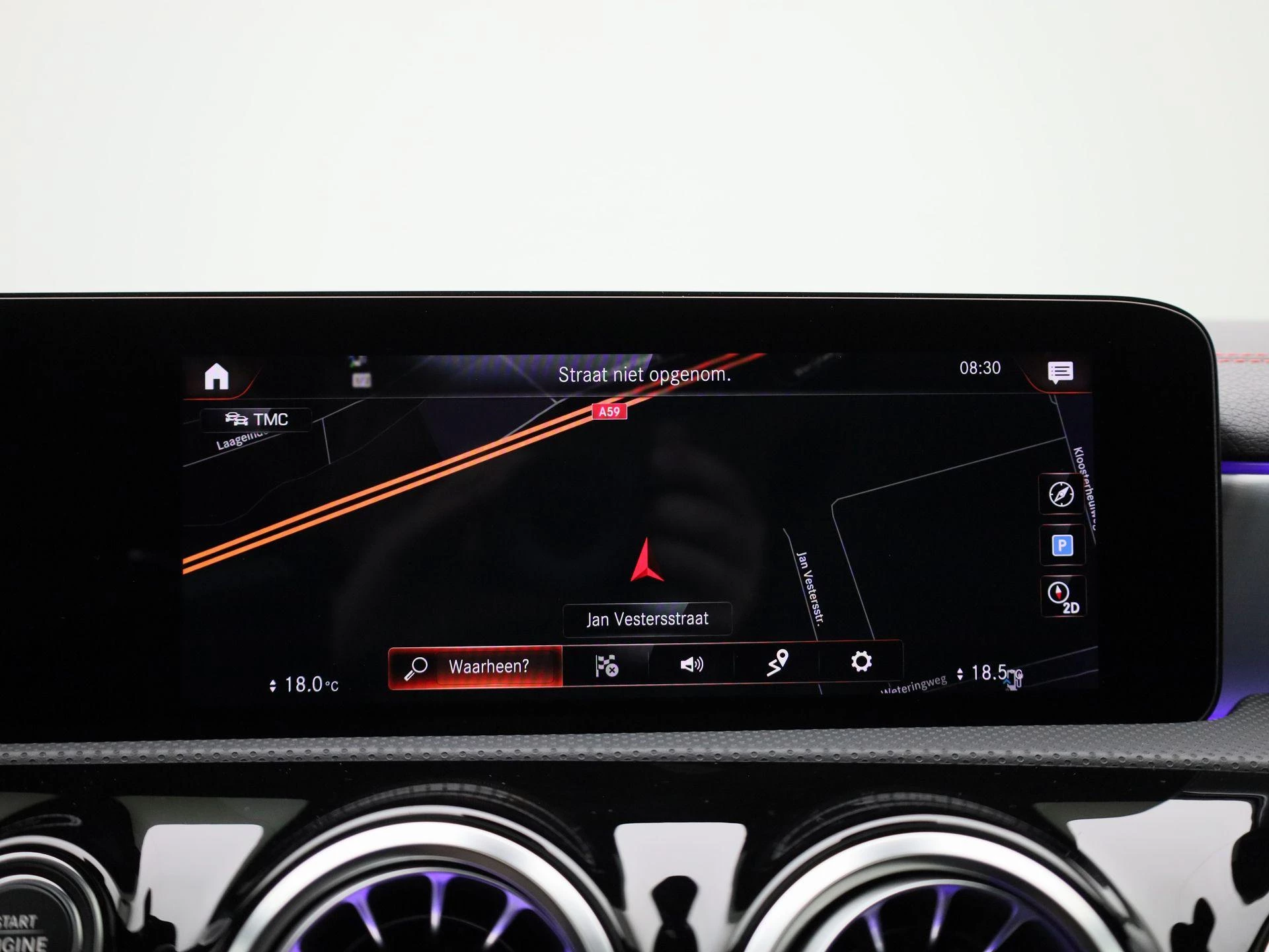 Mercedes-Benz-CLA-image-15
