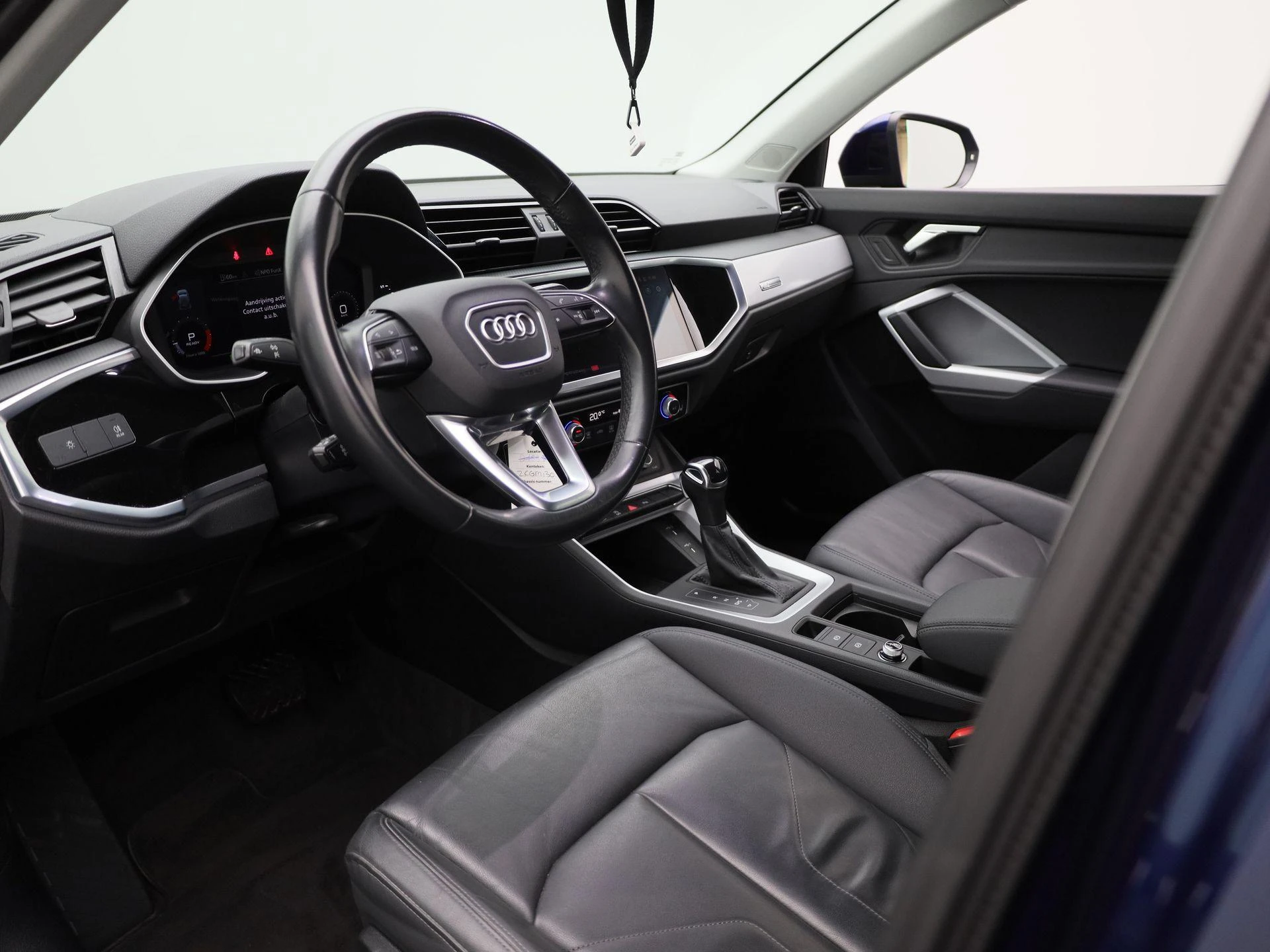 Audi-Q3-image-15