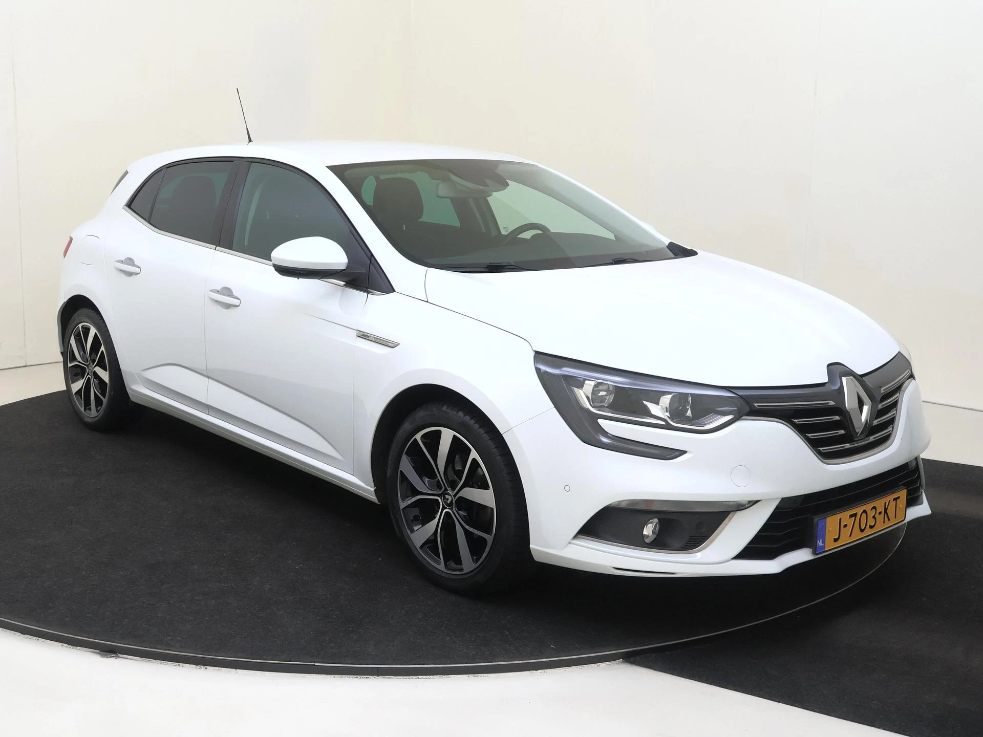 Renault-Mégane-image-1