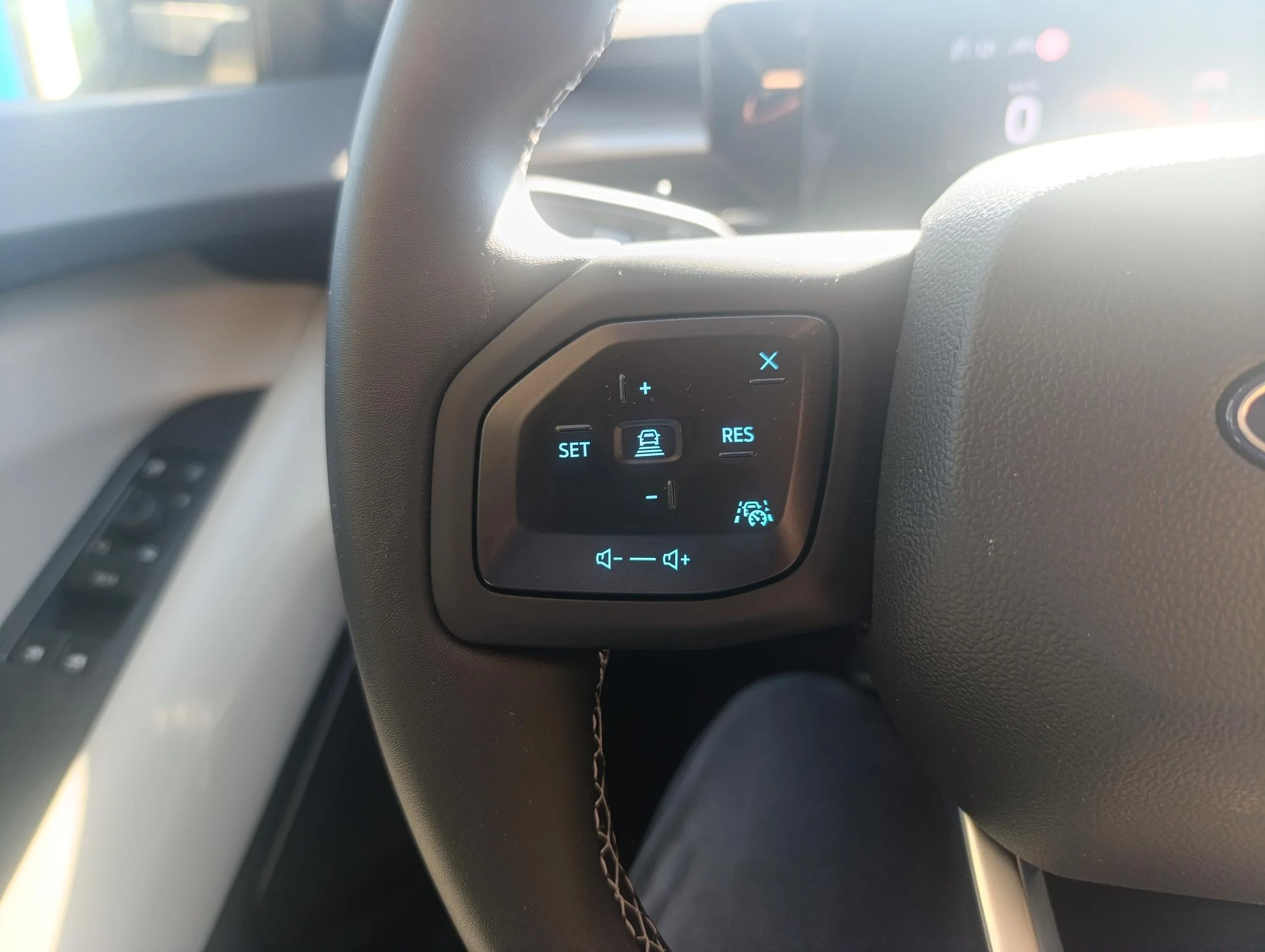 Ford-Explorer-image-21