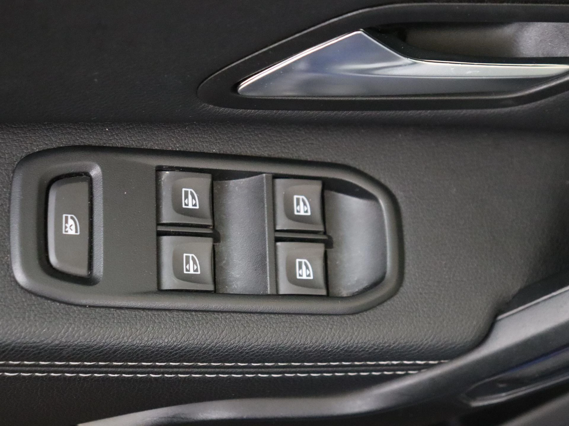 Dacia-Duster-image-23