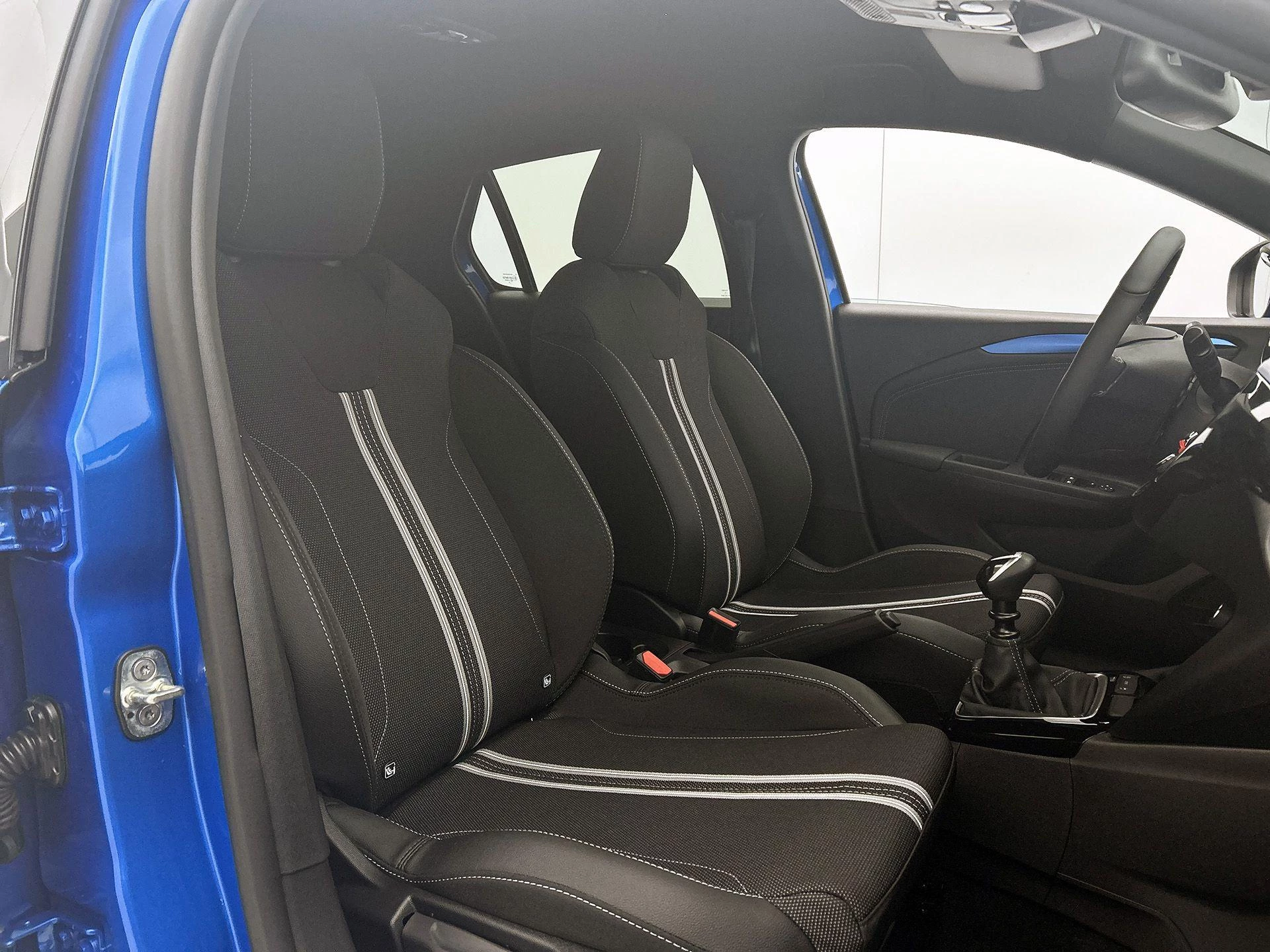 Opel Corsa 1.2 Turbo Yes