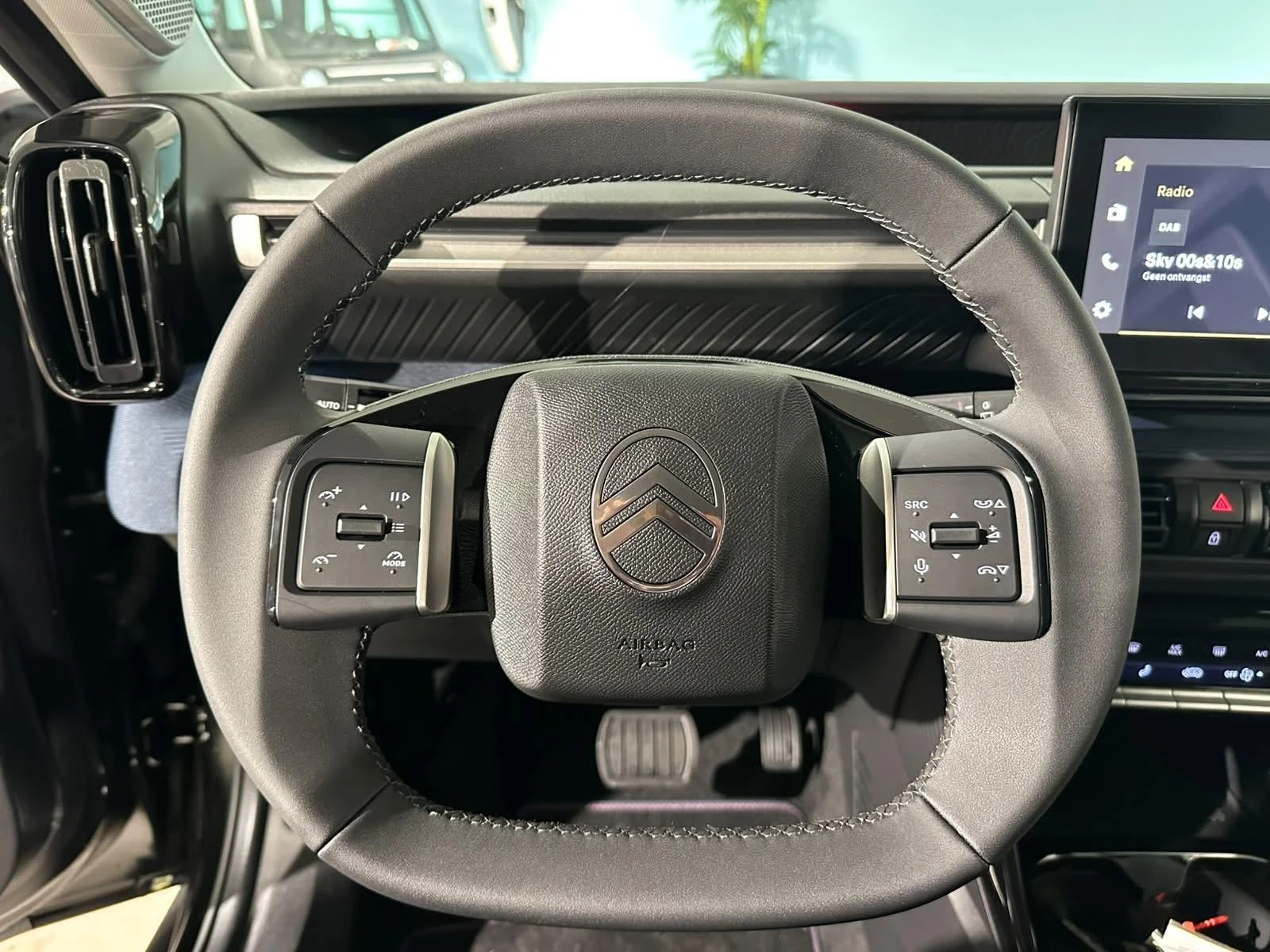 Citroën-ë-C3 Aircross-image-9