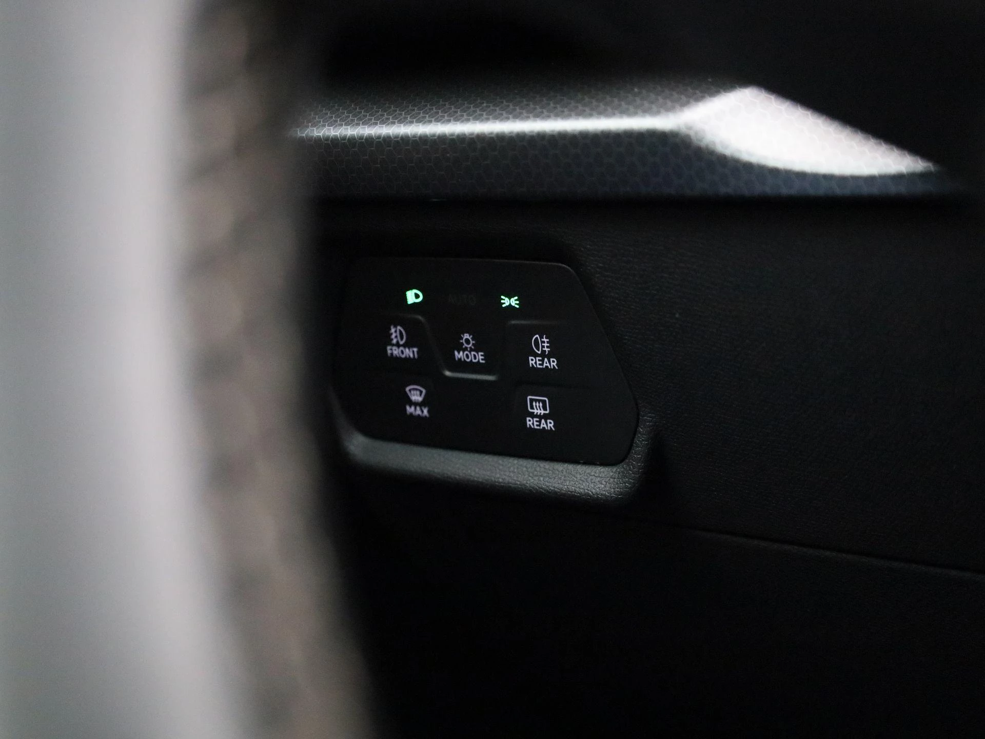 SEAT-Leon-image-22