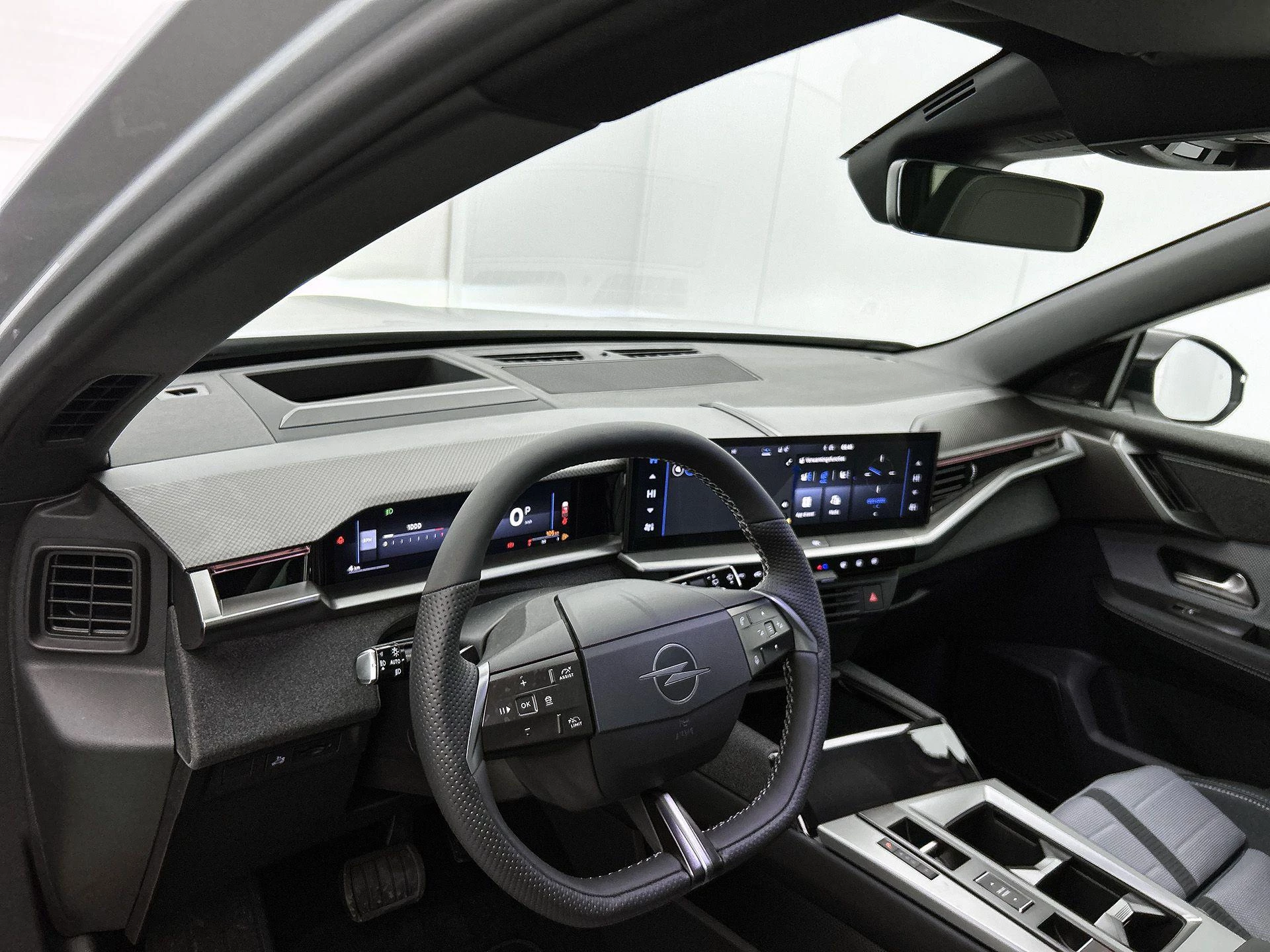 Opel-Grandland-image-15