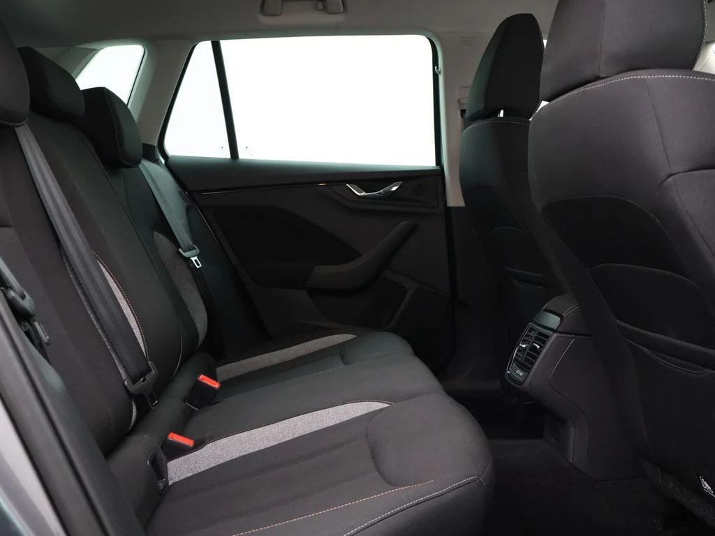 Škoda Kamiq Kamiq 1.0TSI 116PK *AUTOMAAT*CRUISE*CAMERA*VIRTUAL COCKPIT*PDC*APP-CONNECT*KEYLESS GO*...*