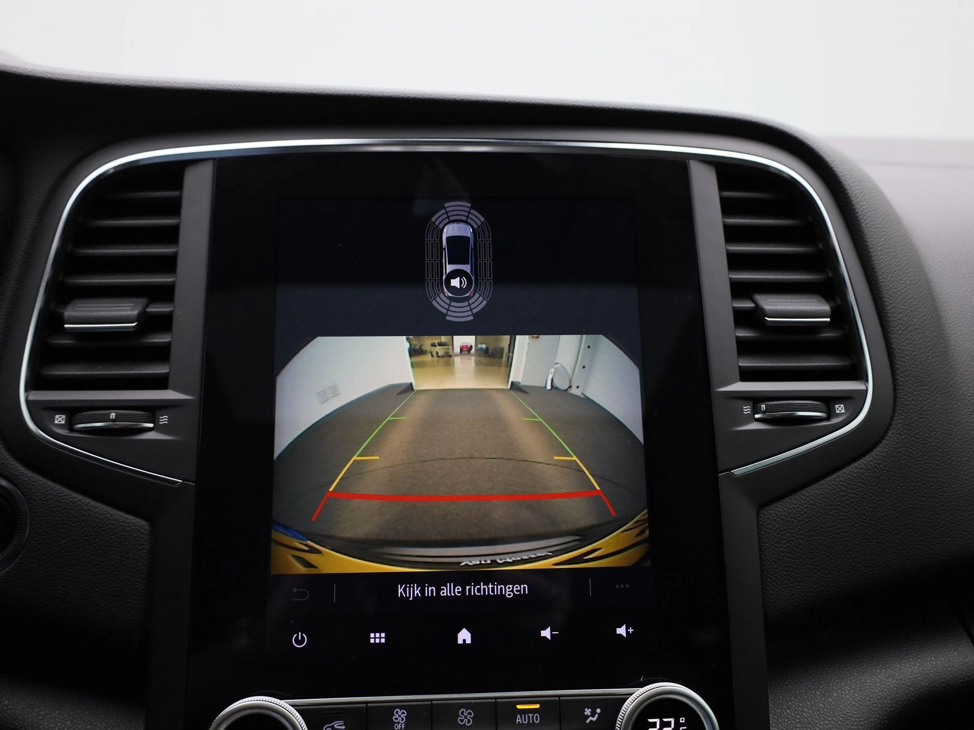 Renault-Megane E-Tech-image-28