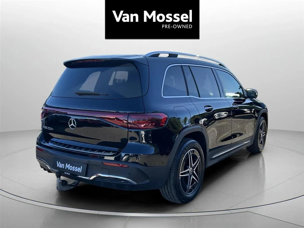 Mercedes-Benz-EQB-image-4