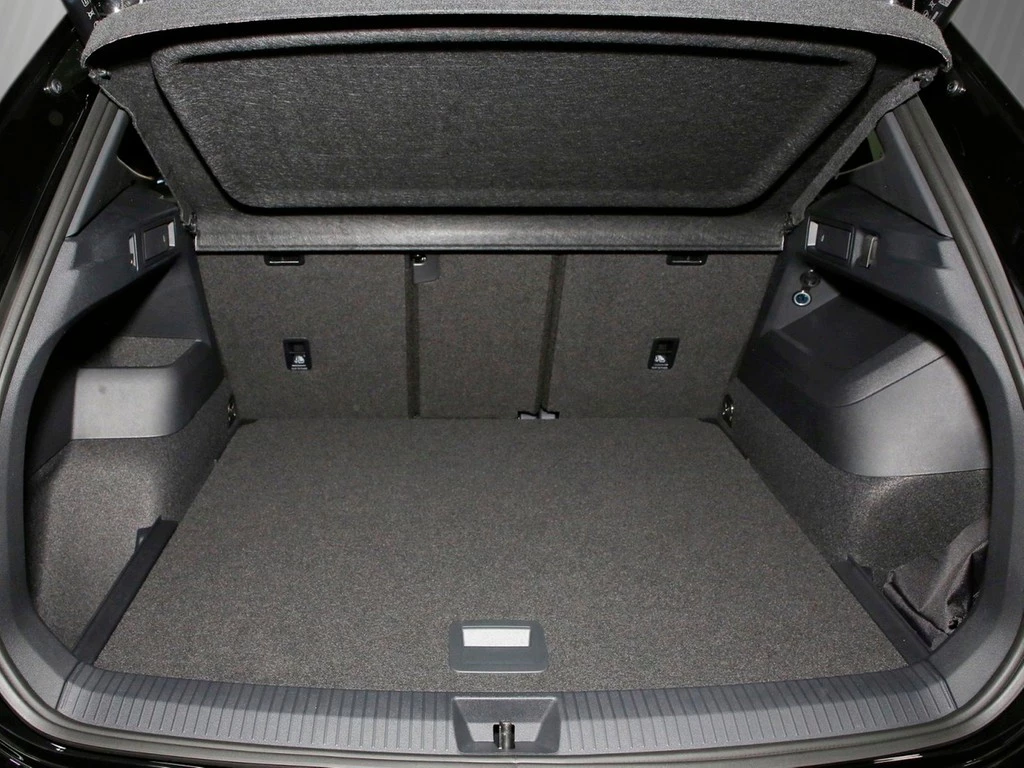 Volkswagen Tiguan R-Line 2.0 TDI SCR 4MOTION 7-Gang-DSG